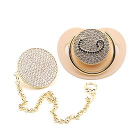 Zirkon Taşlı, Mavi Vav Figürlü Emzik ve Emzik Askısı Seti