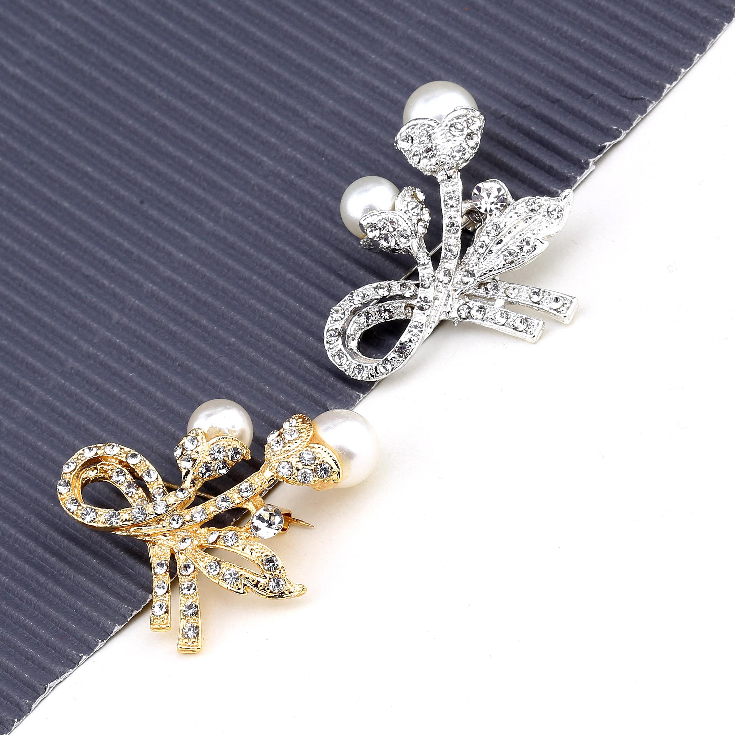 Kristal Taşlı ve İncili Çiçek Broş