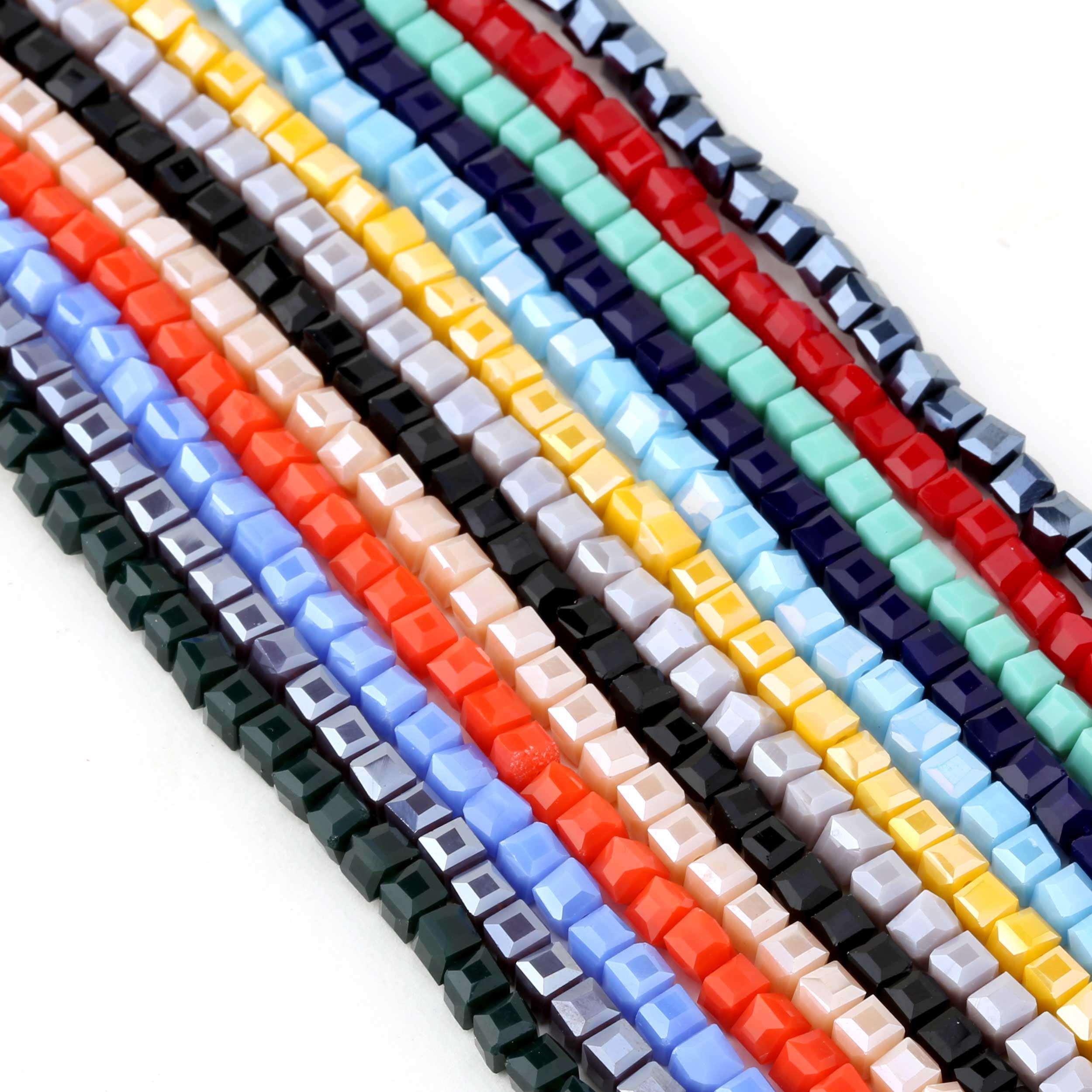 Küp Şeklinde Kristal Cam Boncuk Mat