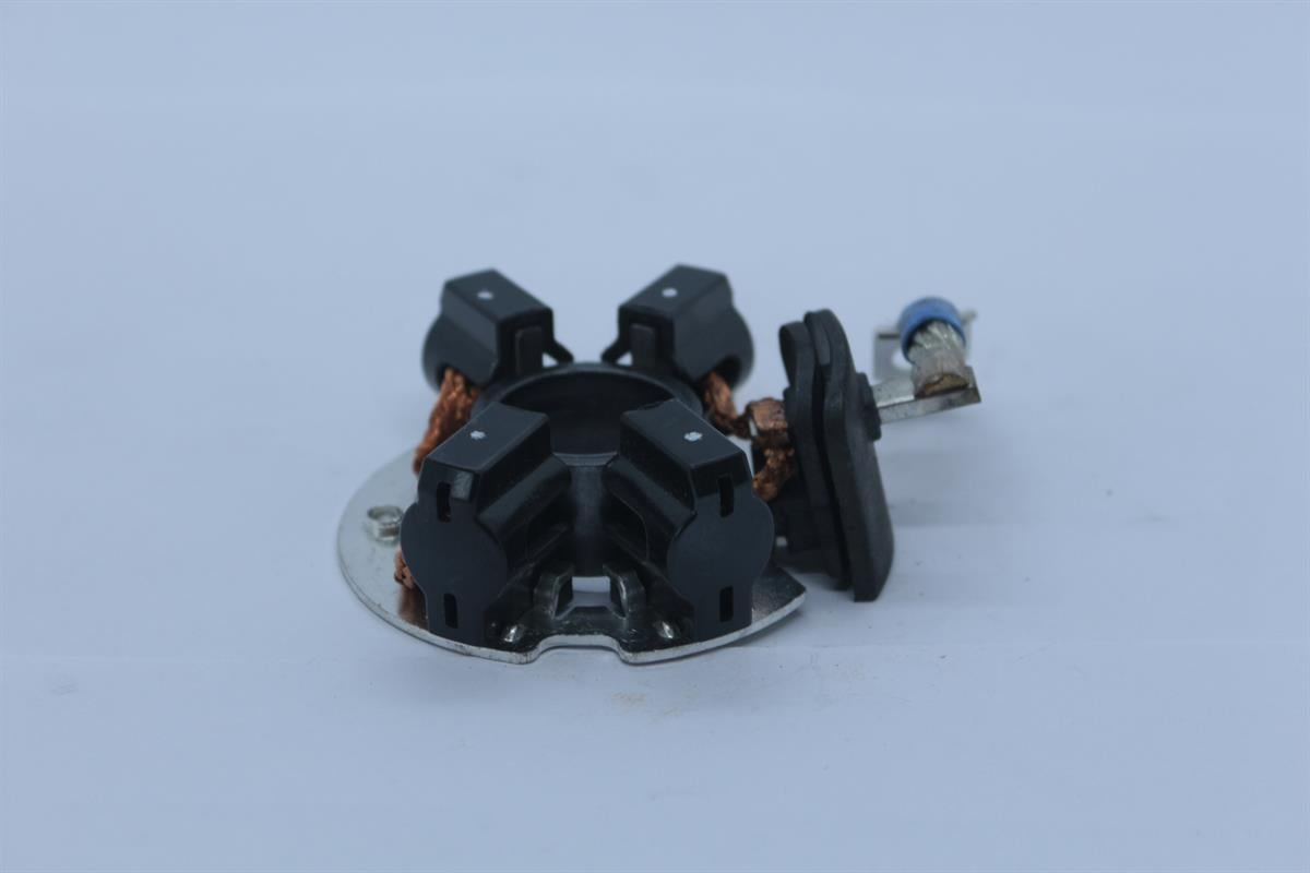 HYUNDAİ H100 2013 MODEL SONRASI DELCO MARŞ KÖMÜR YUVASI 