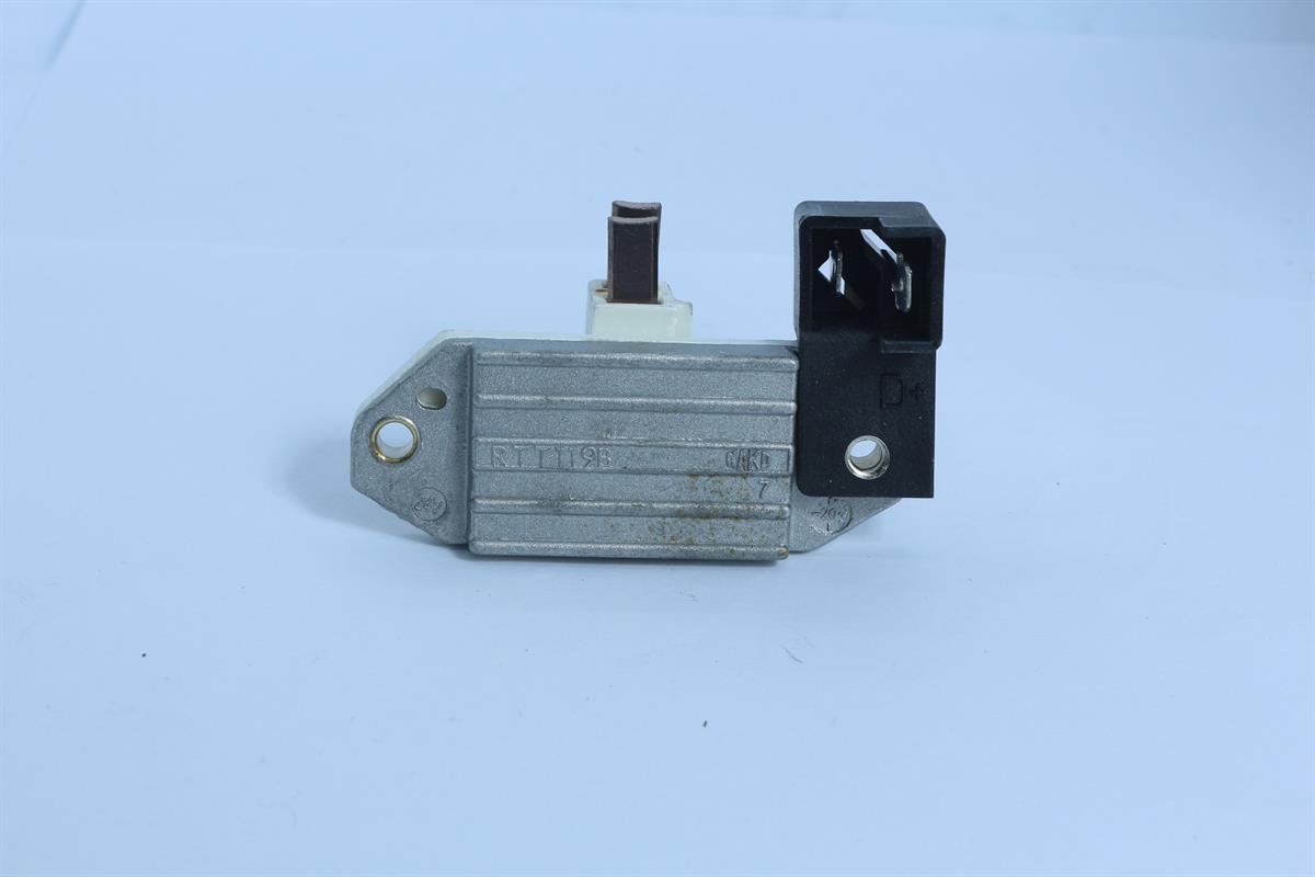 MAKO 24 V SARJ KONJEKTÖRÜ İVECO 50 NC 83602381