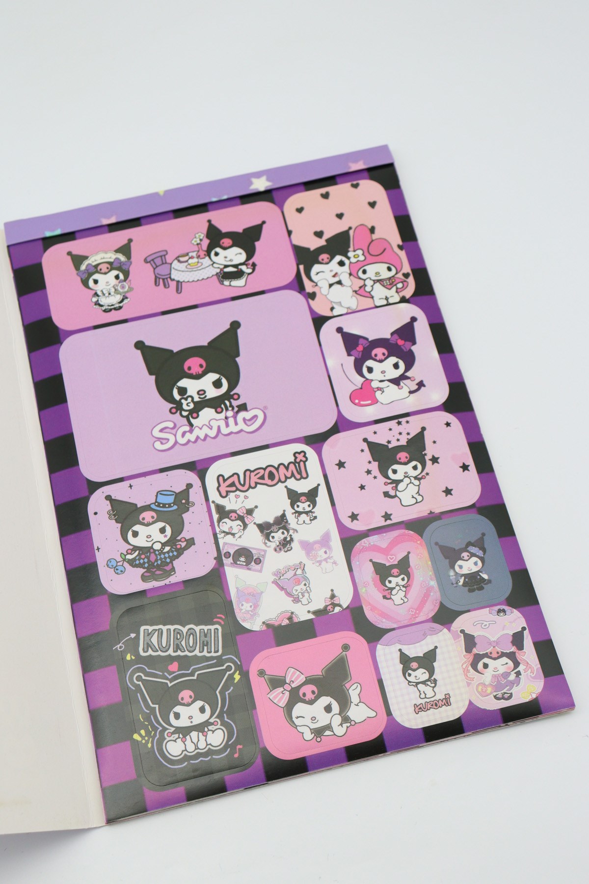 KUROMİ STİCKER ALBÜM