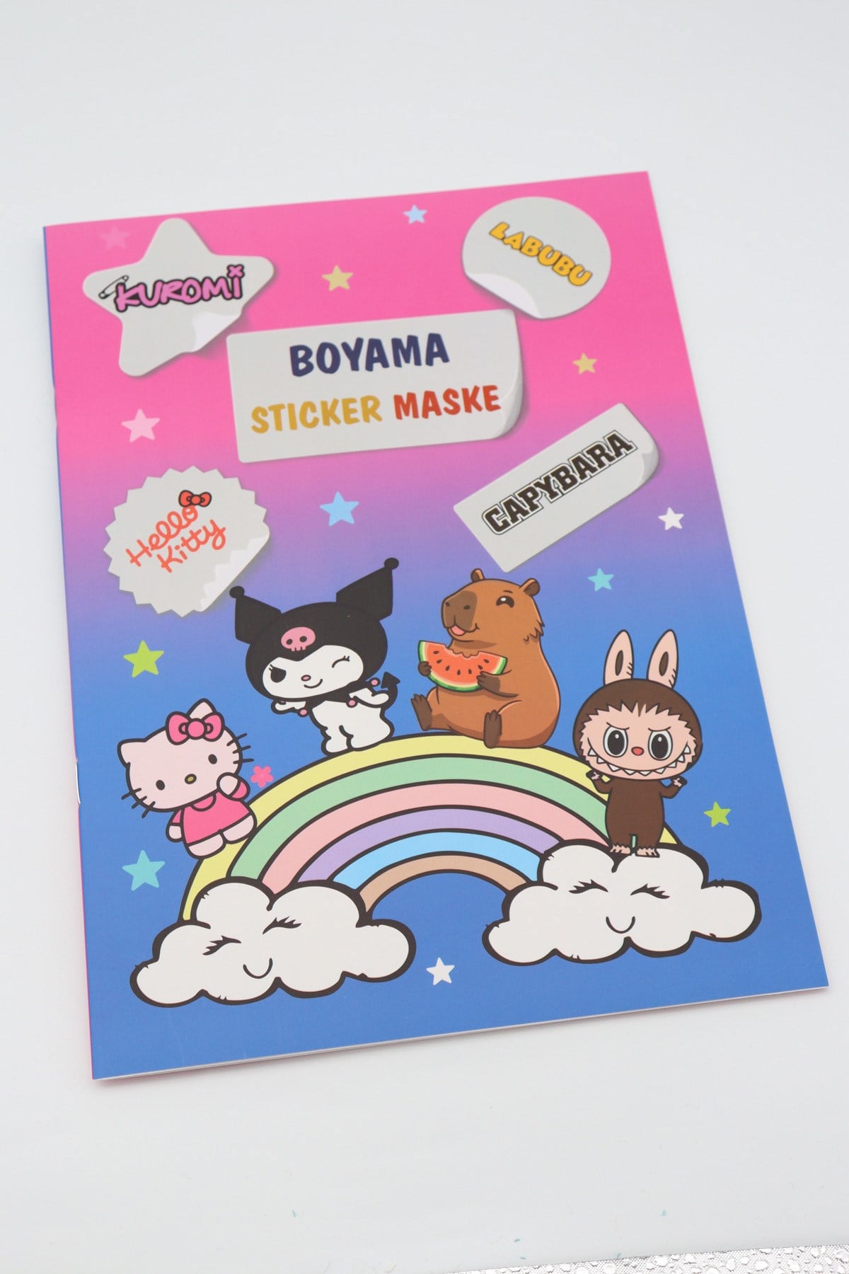 KUROMİ STİCKER BOYAMA KİTABI 