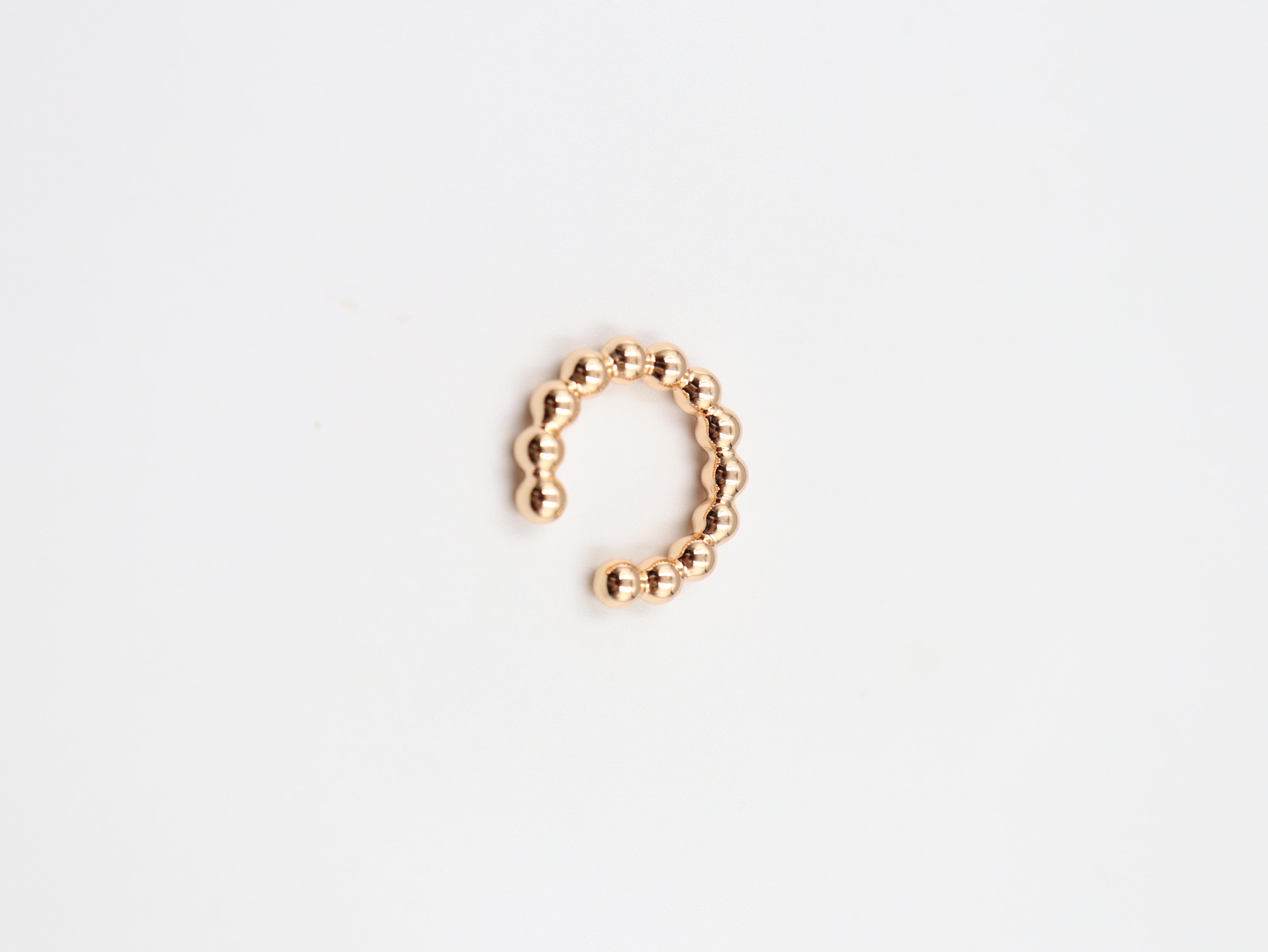 Lucia Earcuff