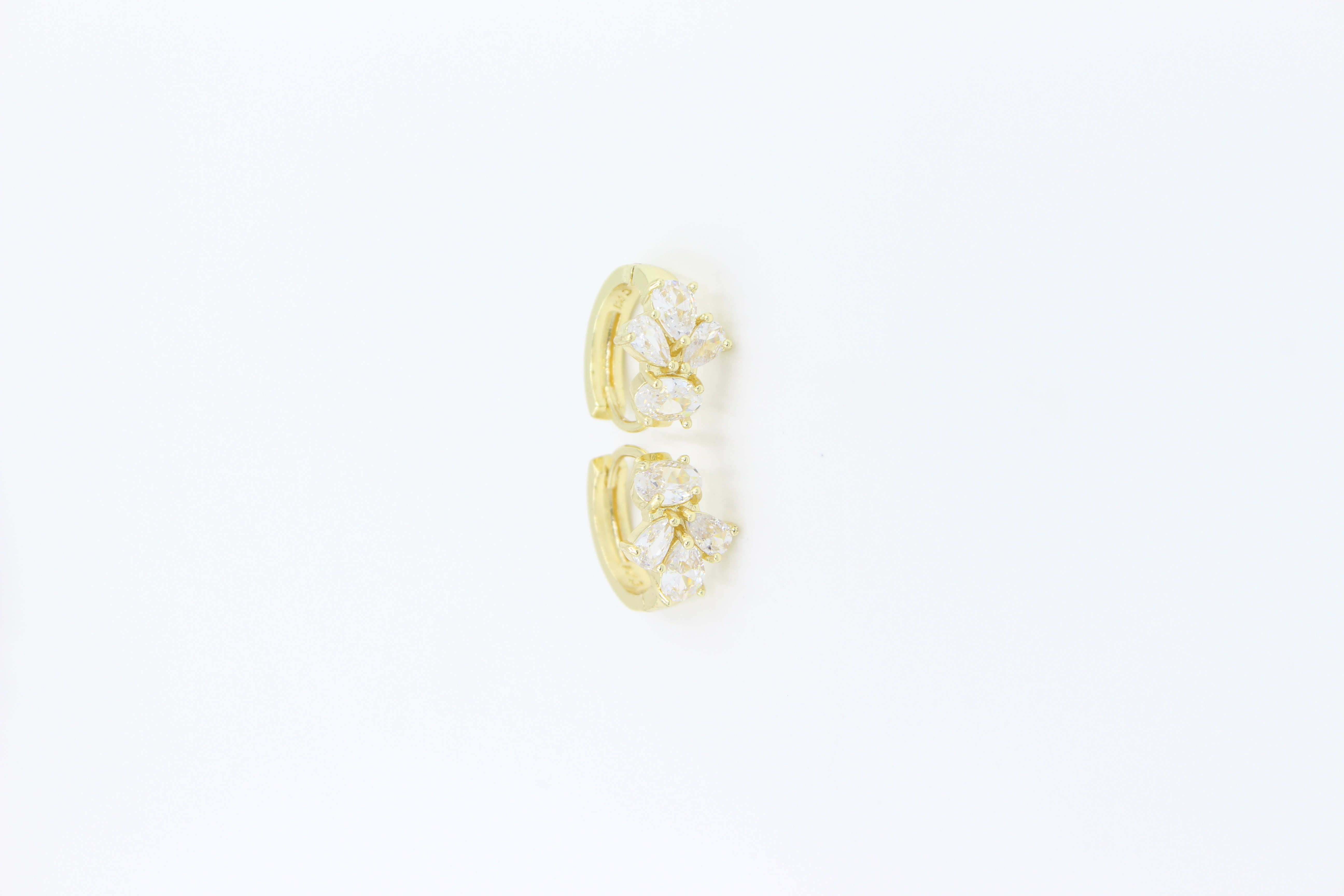 Vip Küpe 14 - K ( 1,1cm )