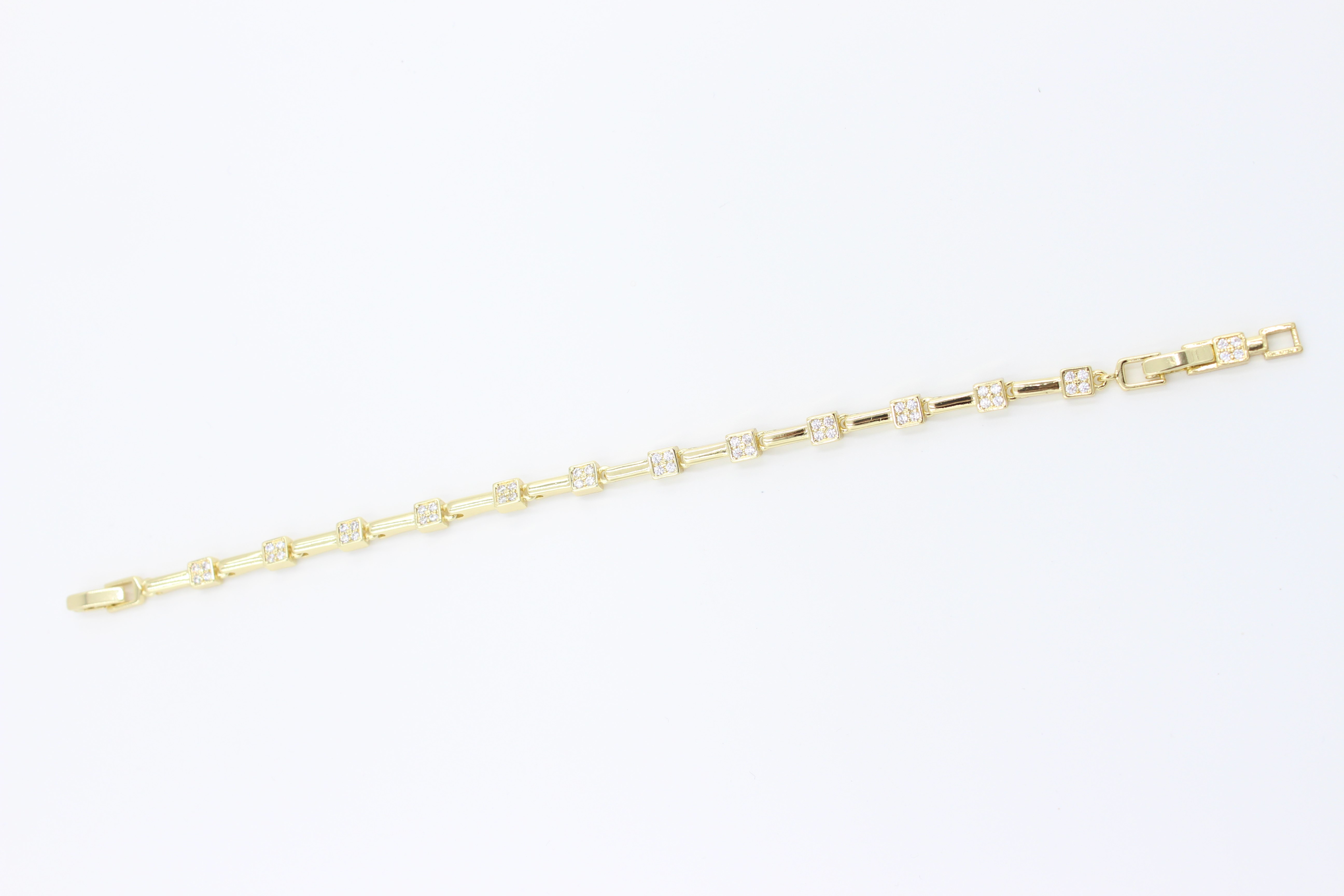 Vip Bileklik 14 - K (17+2 cm)