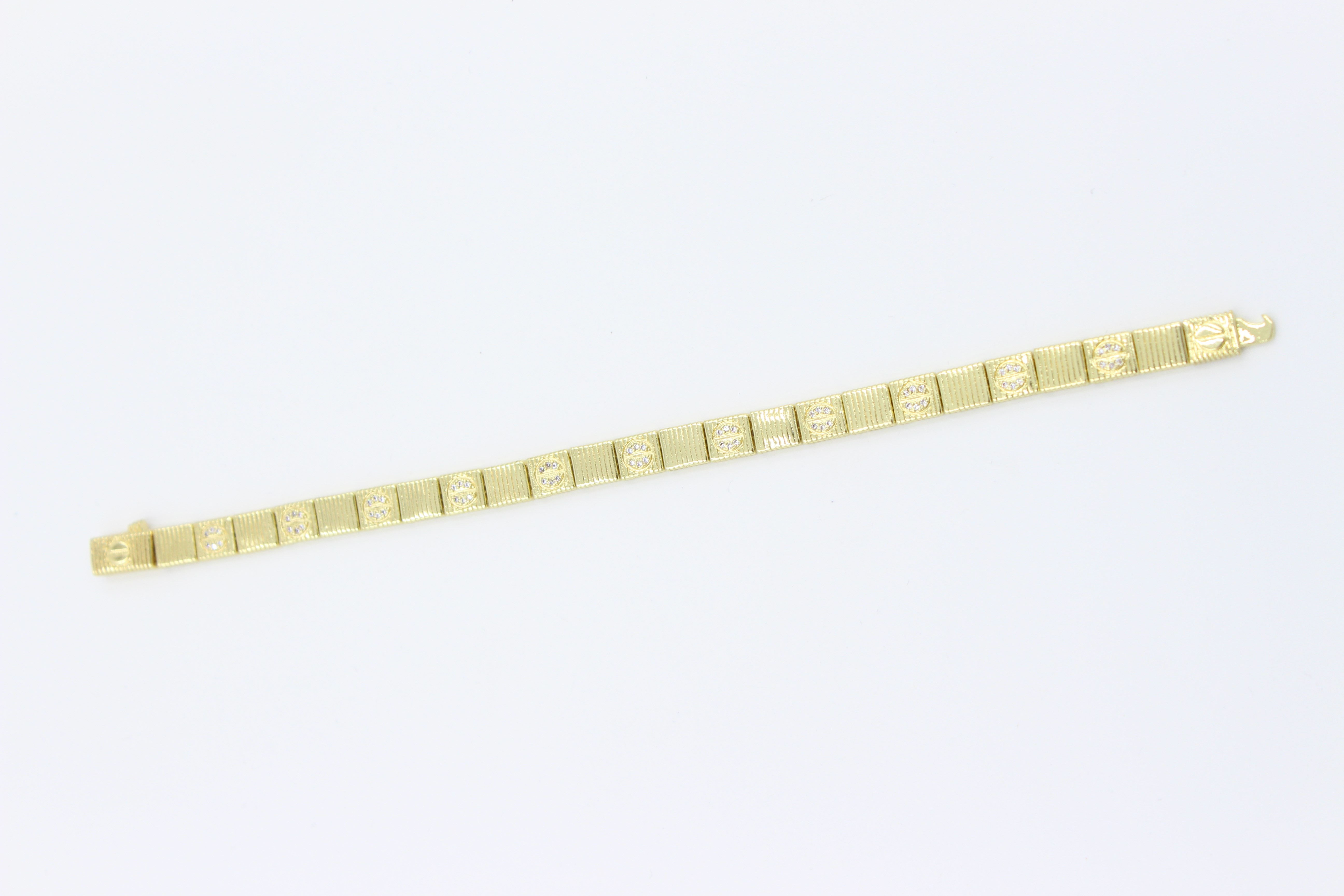 Vip Bileklik 14 - K (18,5 cm)