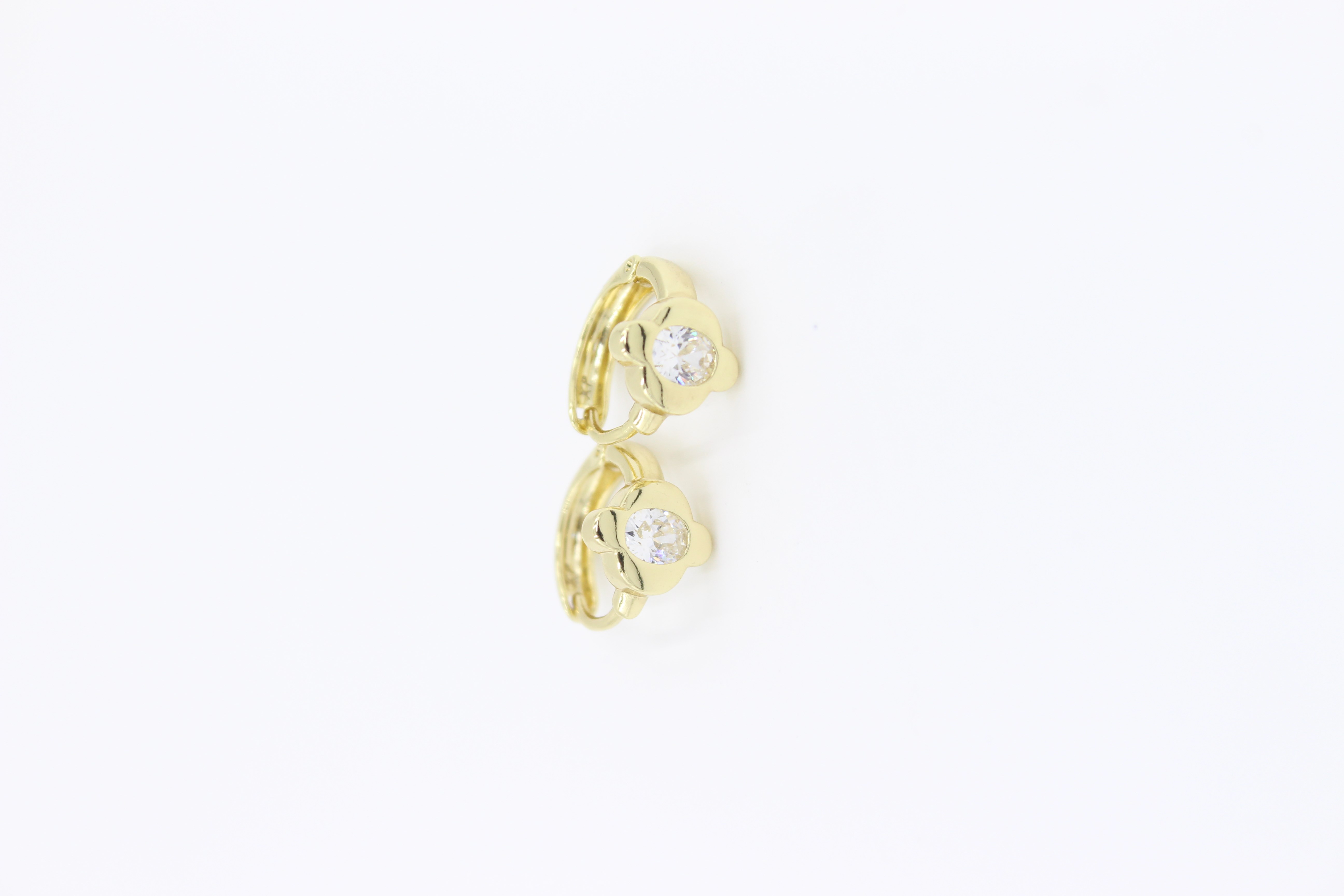 Vip Küpe 14 - K ( 1 cm )