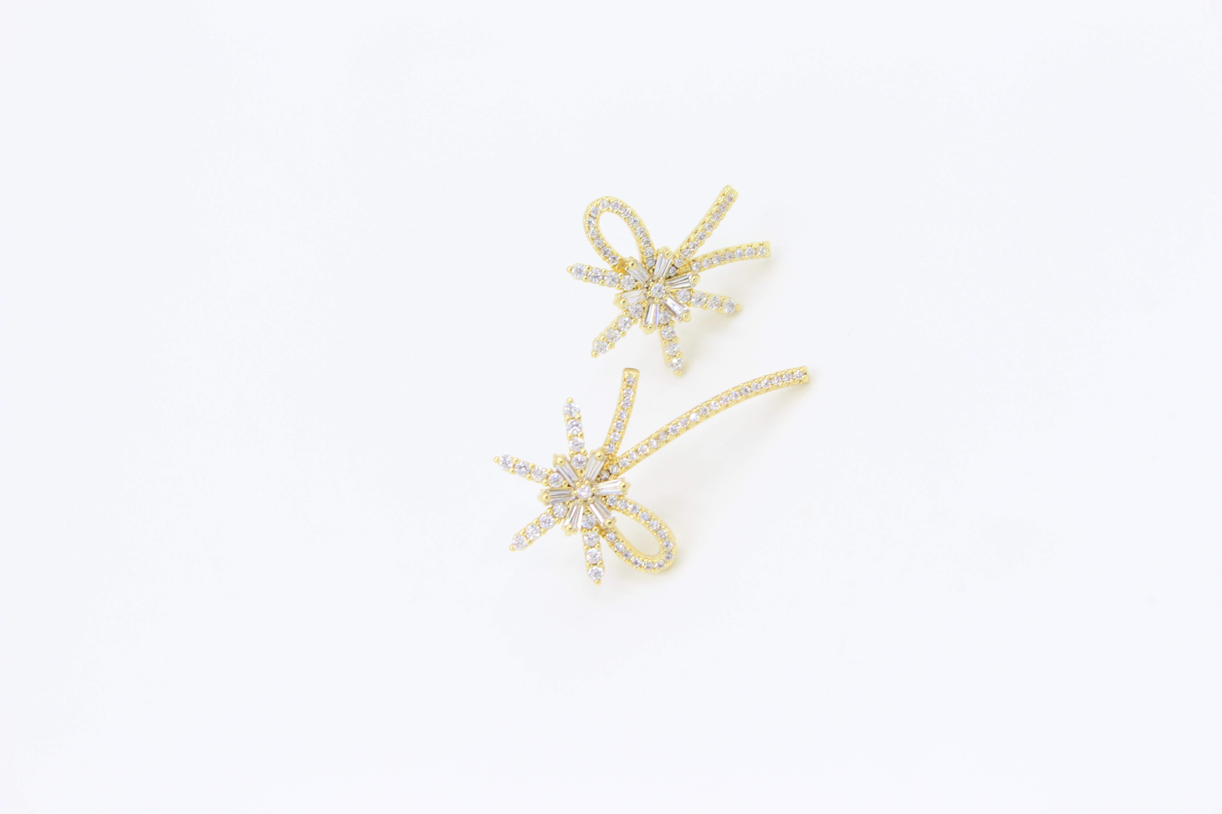 Vip Küpe 14 - K ( 1,8cm ) - ( 3cm )