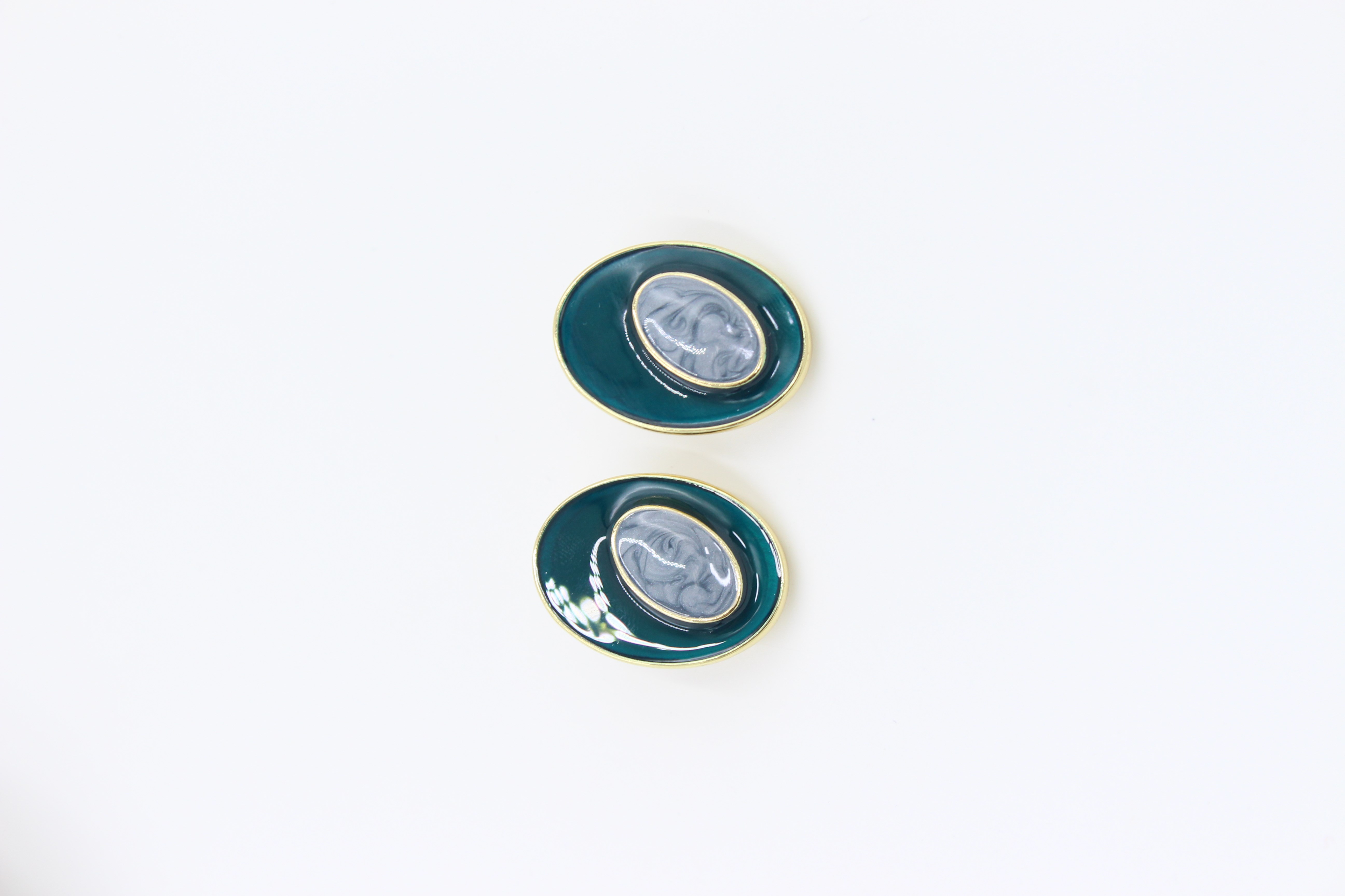 Vip Küpe 14 - K ( 2,8cm )