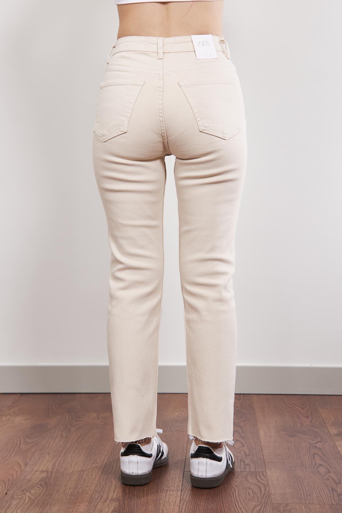 Bej Paça Kesik Boyfit Jean