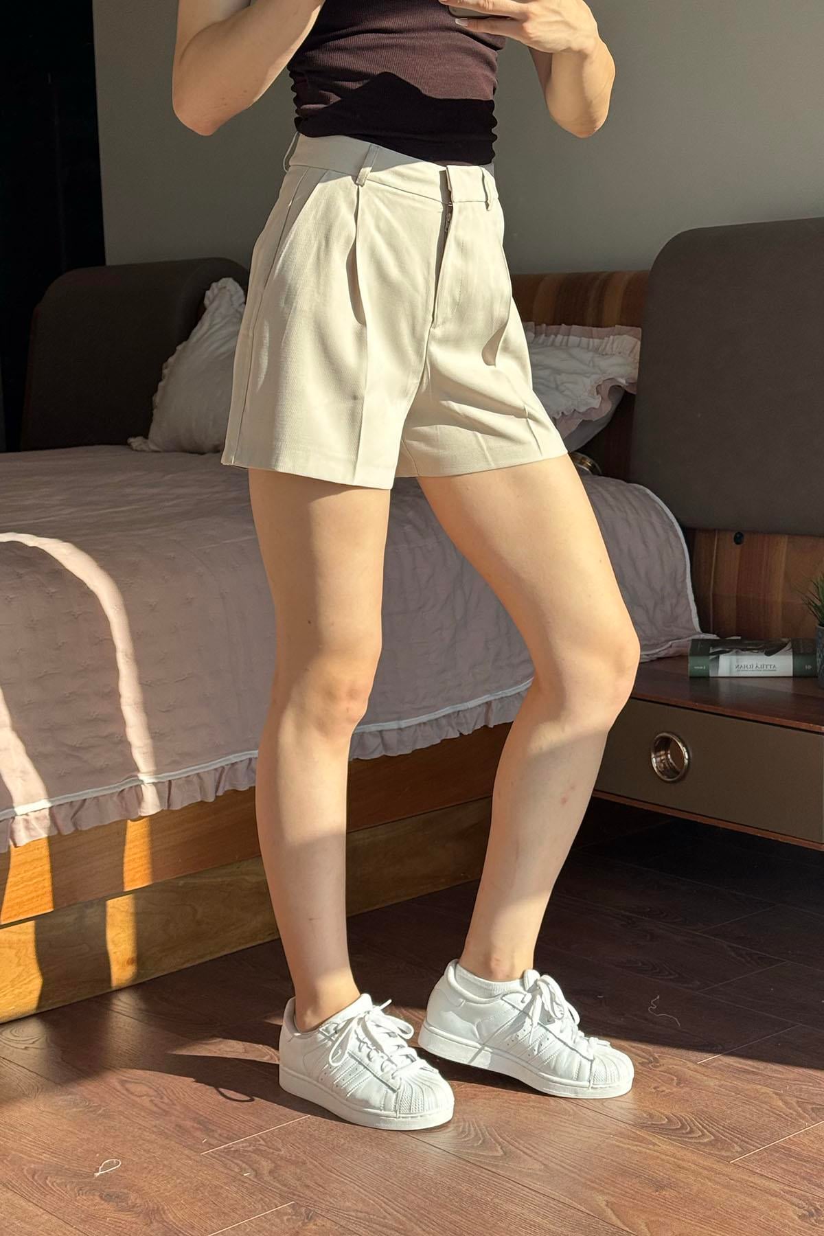 Bej Şehir Boy Kumaş Şort