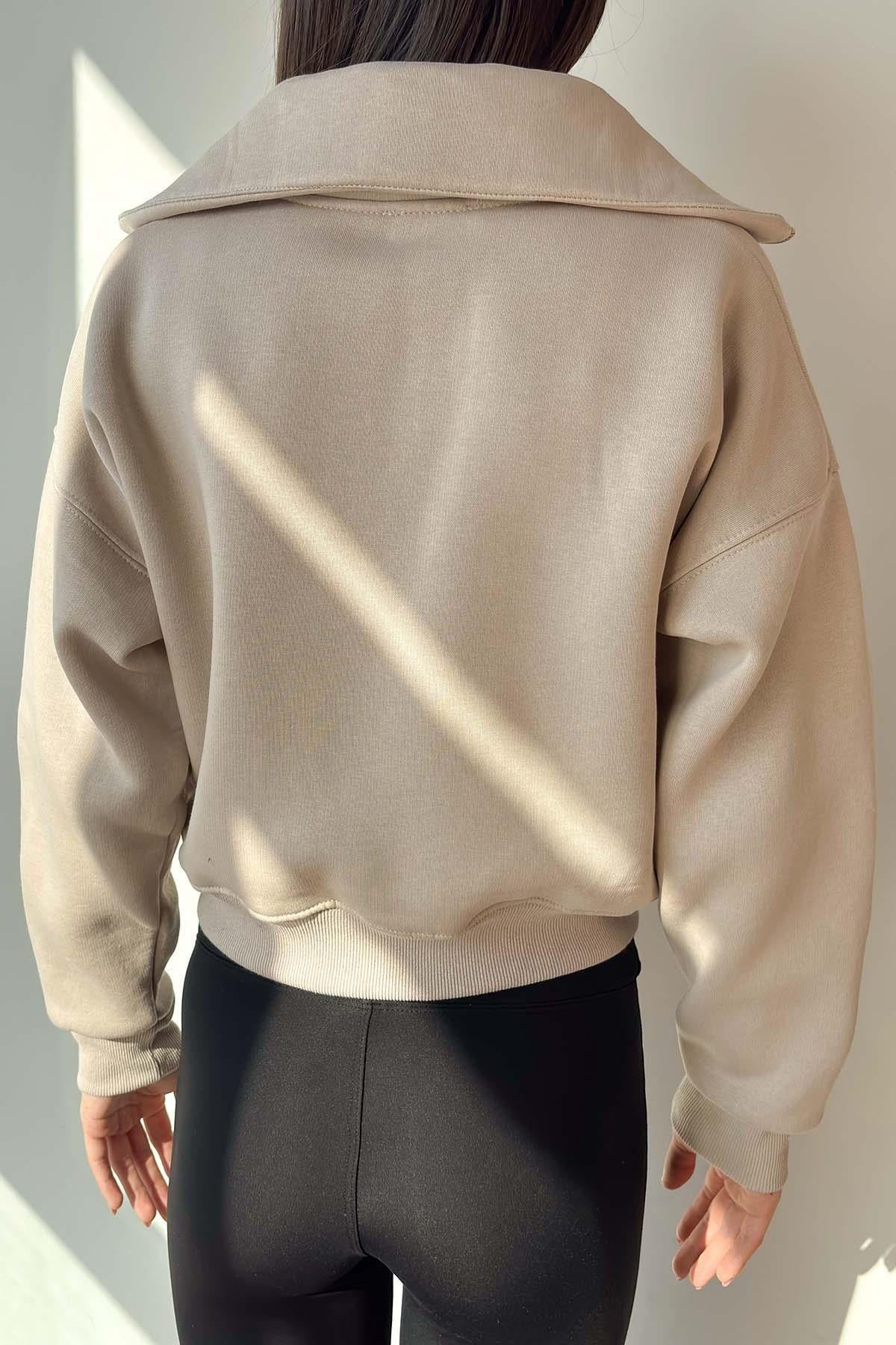Bej Yaka Detaylı Crop Sweatshirt