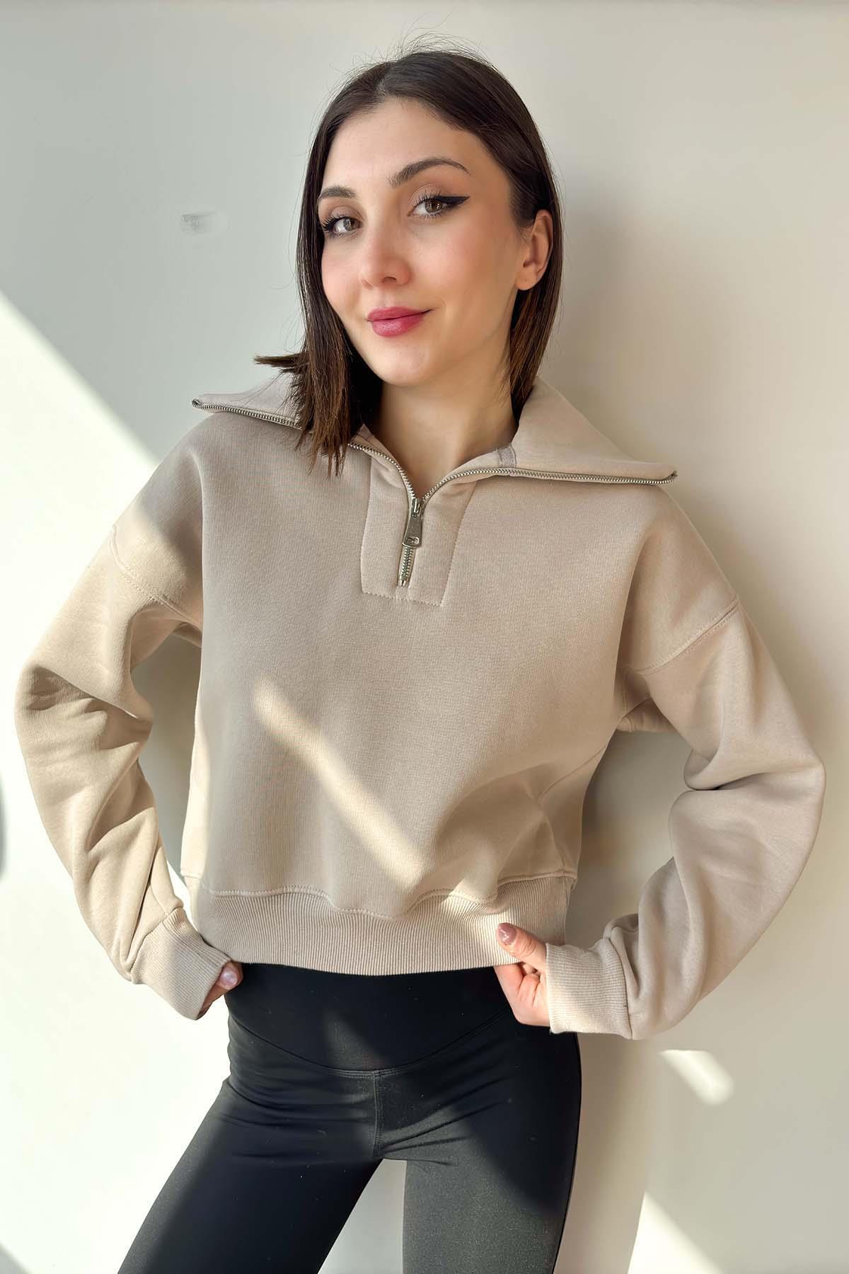 Bej Yaka Detaylı Crop Sweatshirt