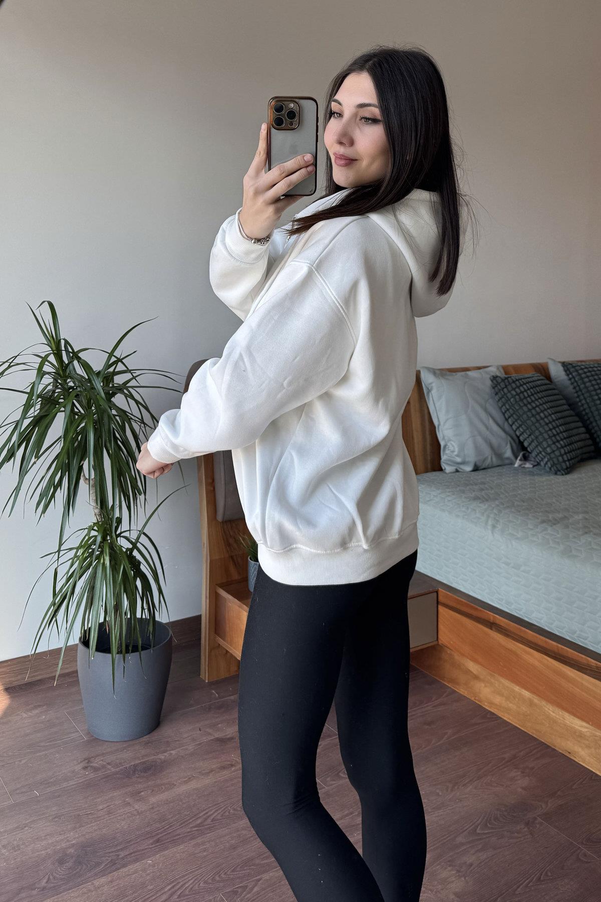 Beyaz Oversize Kapüşonlu Fermuarlı Hoodie