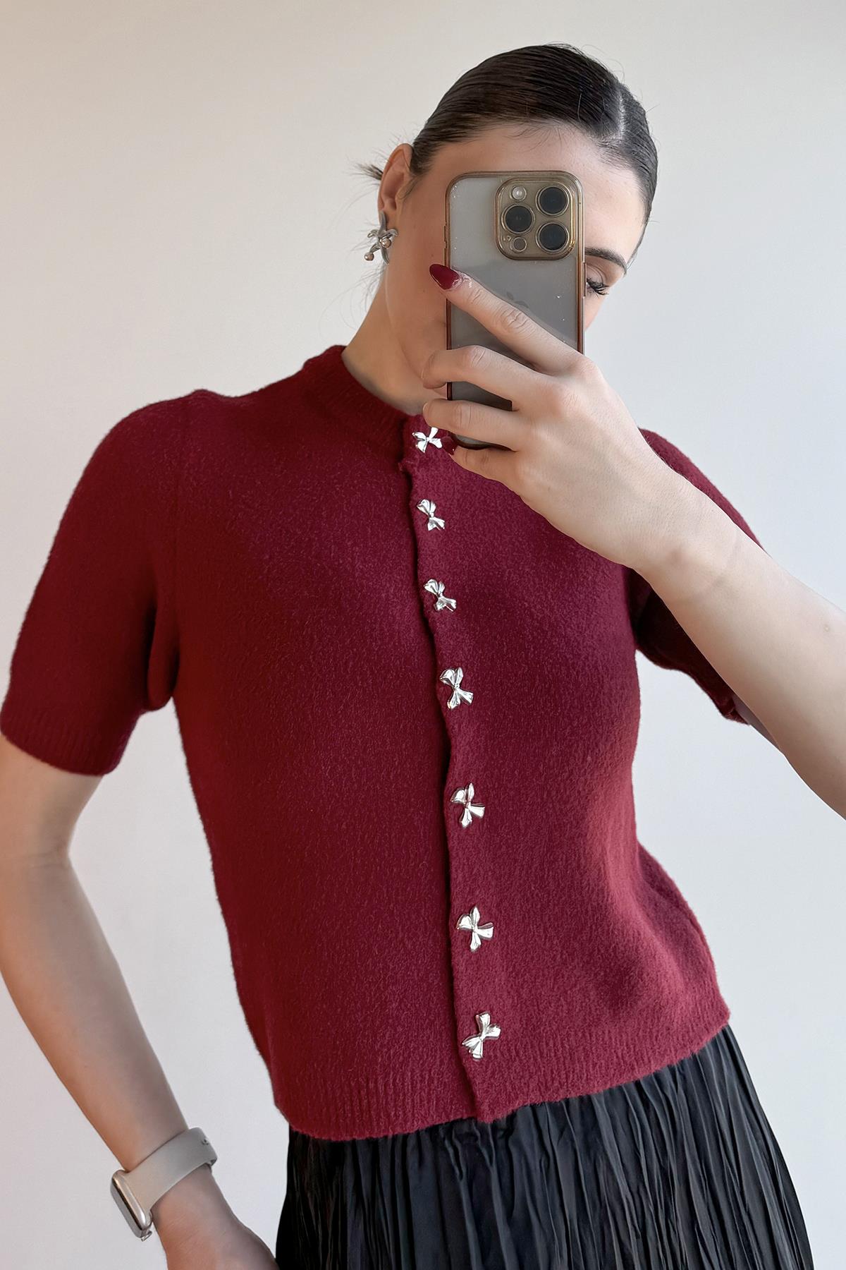 Bordo Kurdele Düğmeli Soft Dokulu Hırka