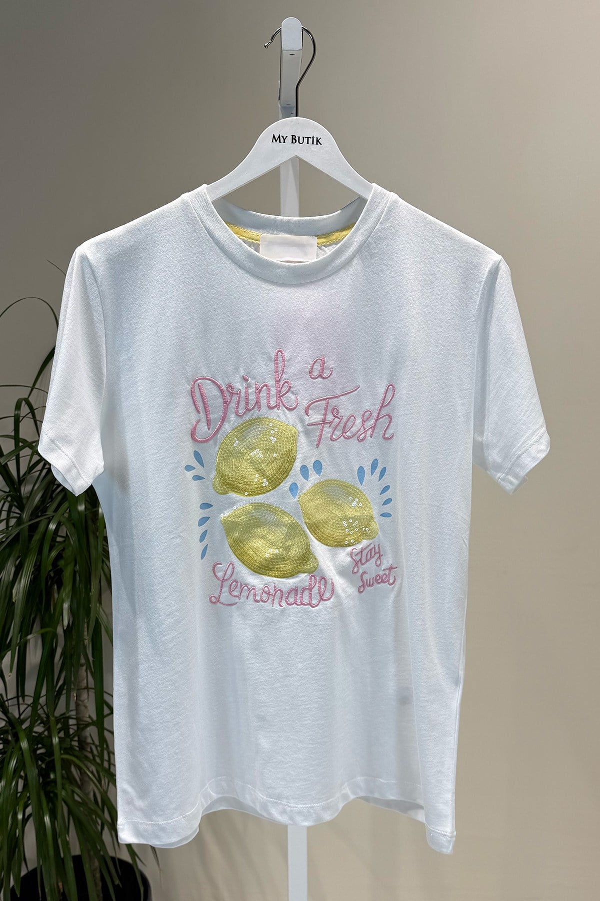 Ekru Drink & Fresh T Shirt
