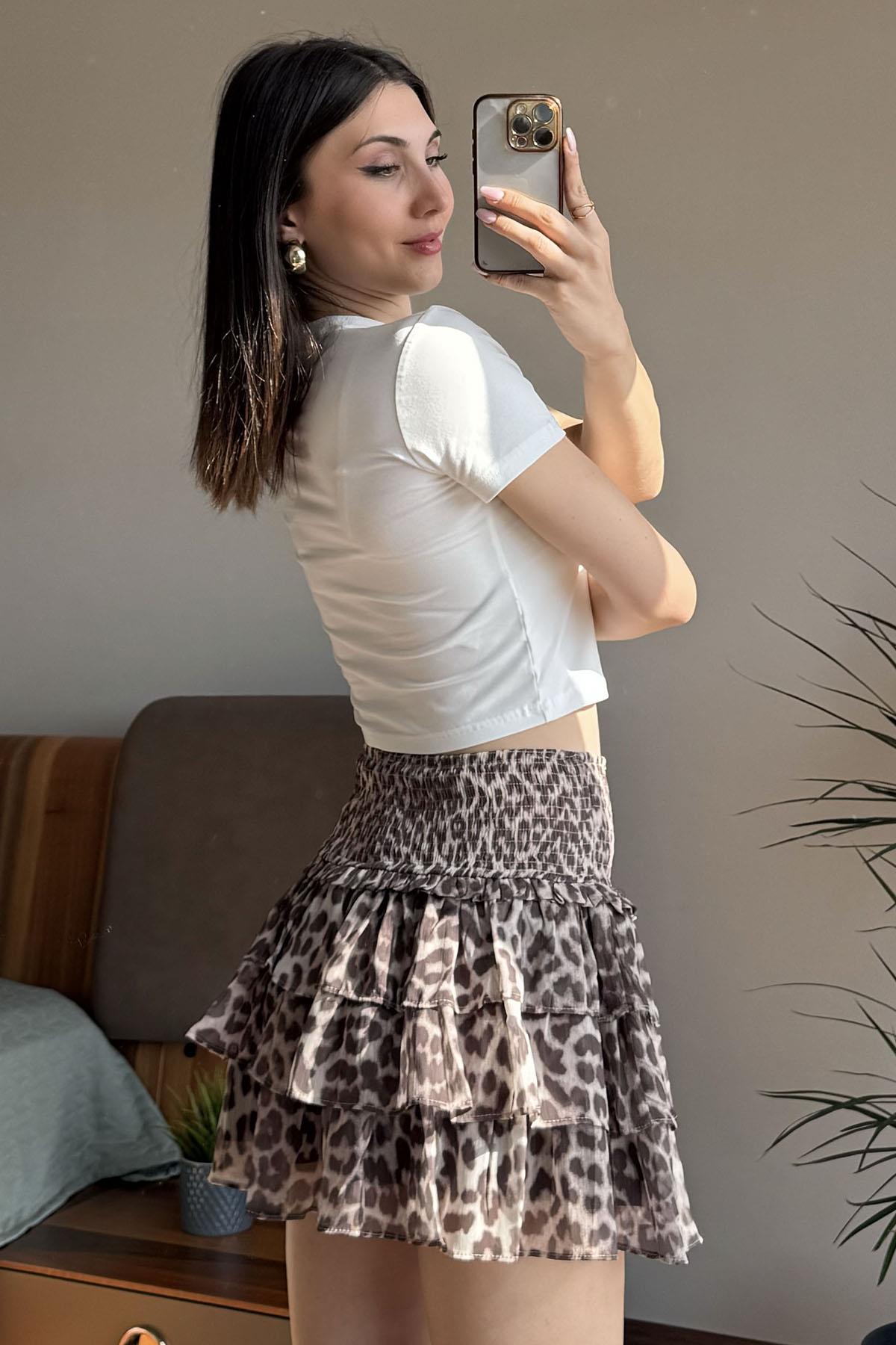 Ekru Leopar Nakışlı Crop T Shirt