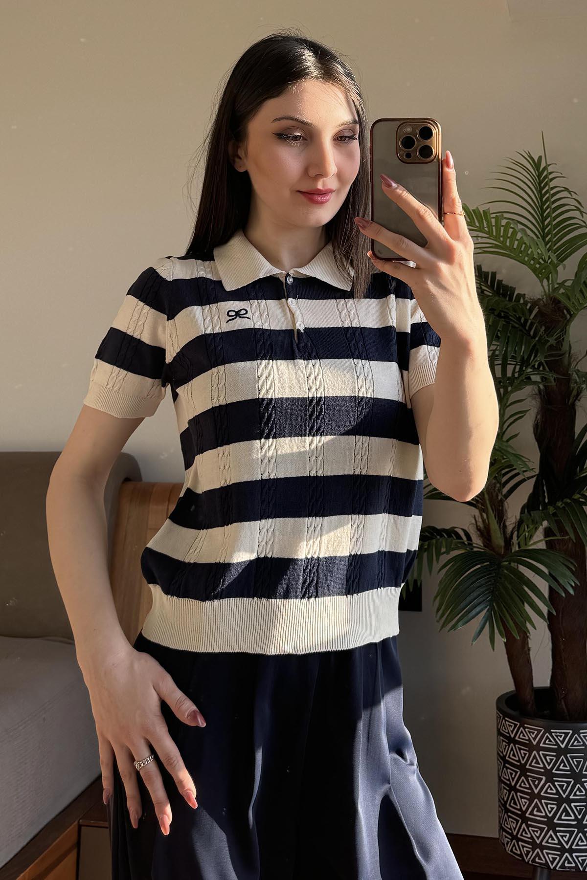 Ekru Saç Örgü Detaylı Kısakollu Triko T Shirt