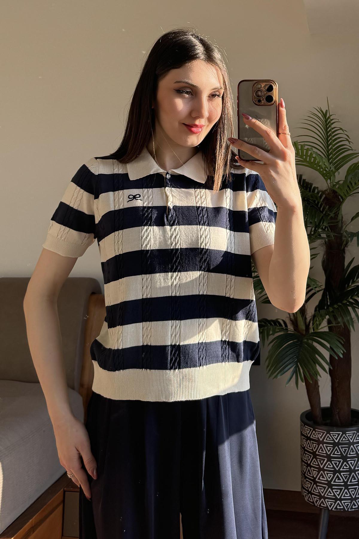 Ekru Saç Örgü Detaylı Kısakollu Triko T Shirt
