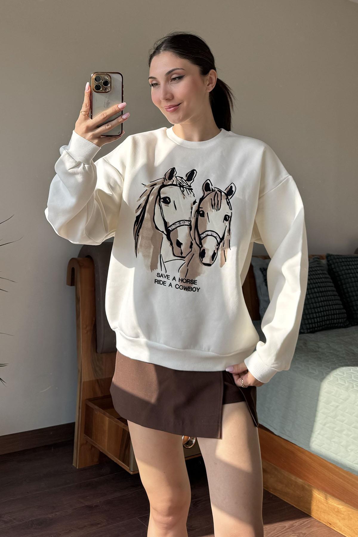 Ekru Twin Horse Nakışlı Sweatshirt