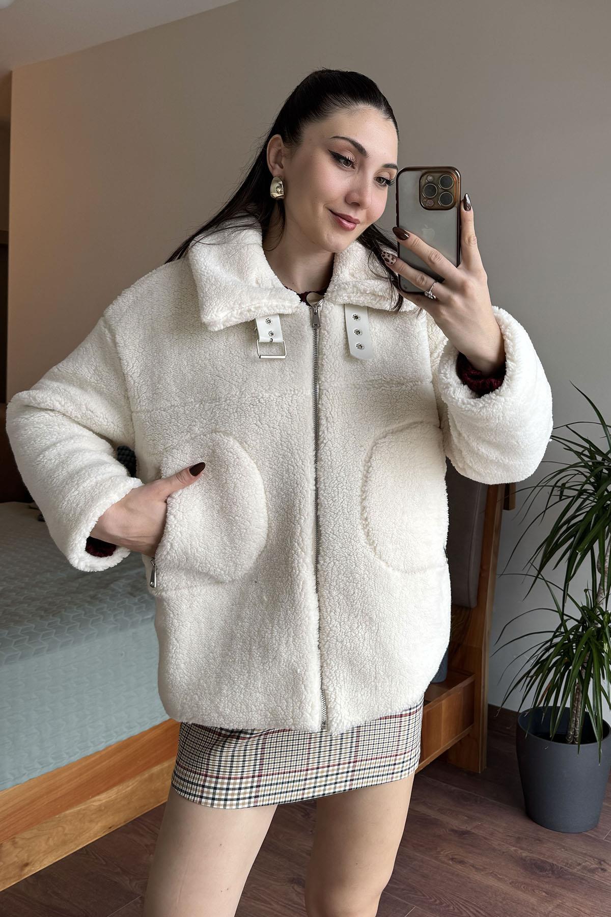 Ekru Yakası Toka Detaylı Teddy Biker Mont