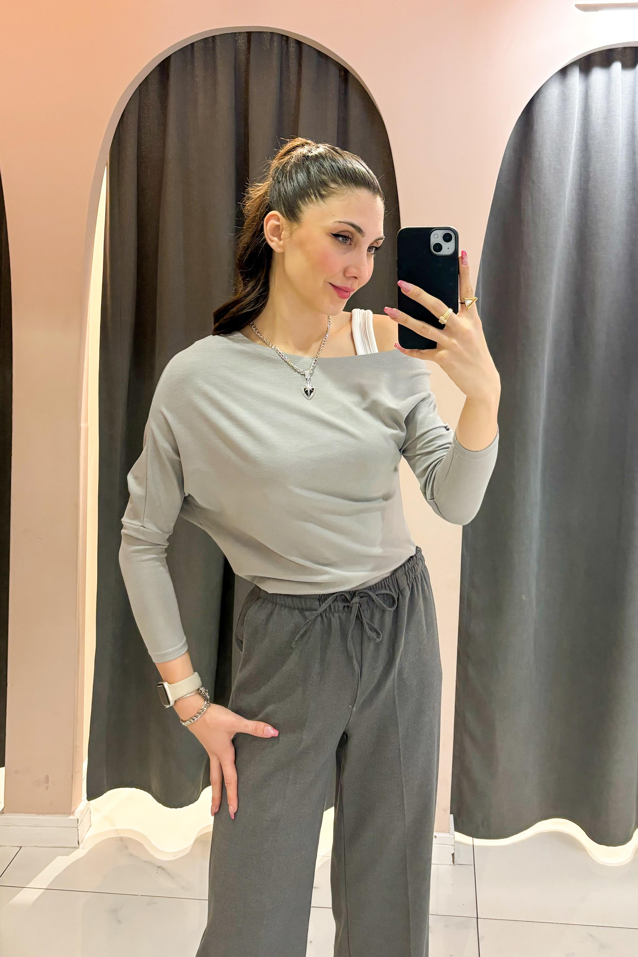 Gri Düşük Omuzlu Uzunkollu Bluz