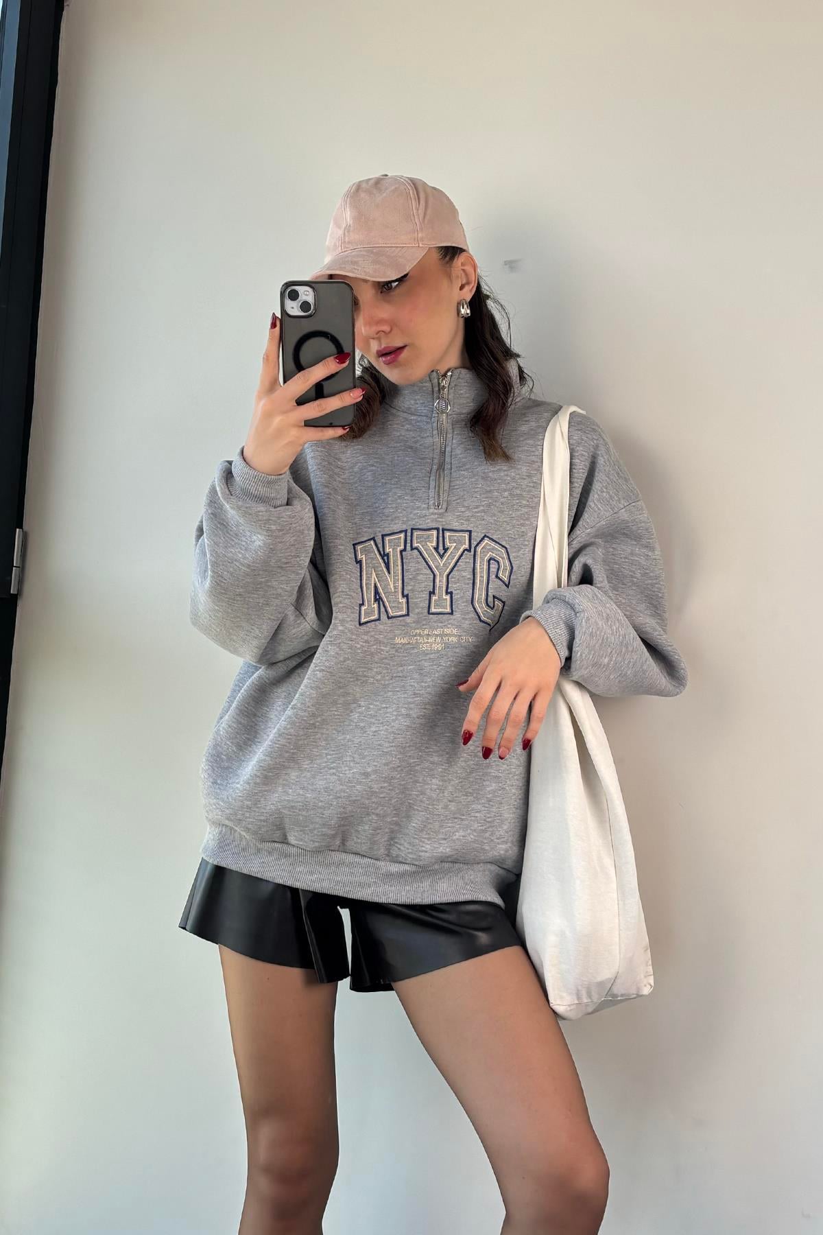 Gri NYC Nakışlı Yarı Fermuarlı Sweatshirt