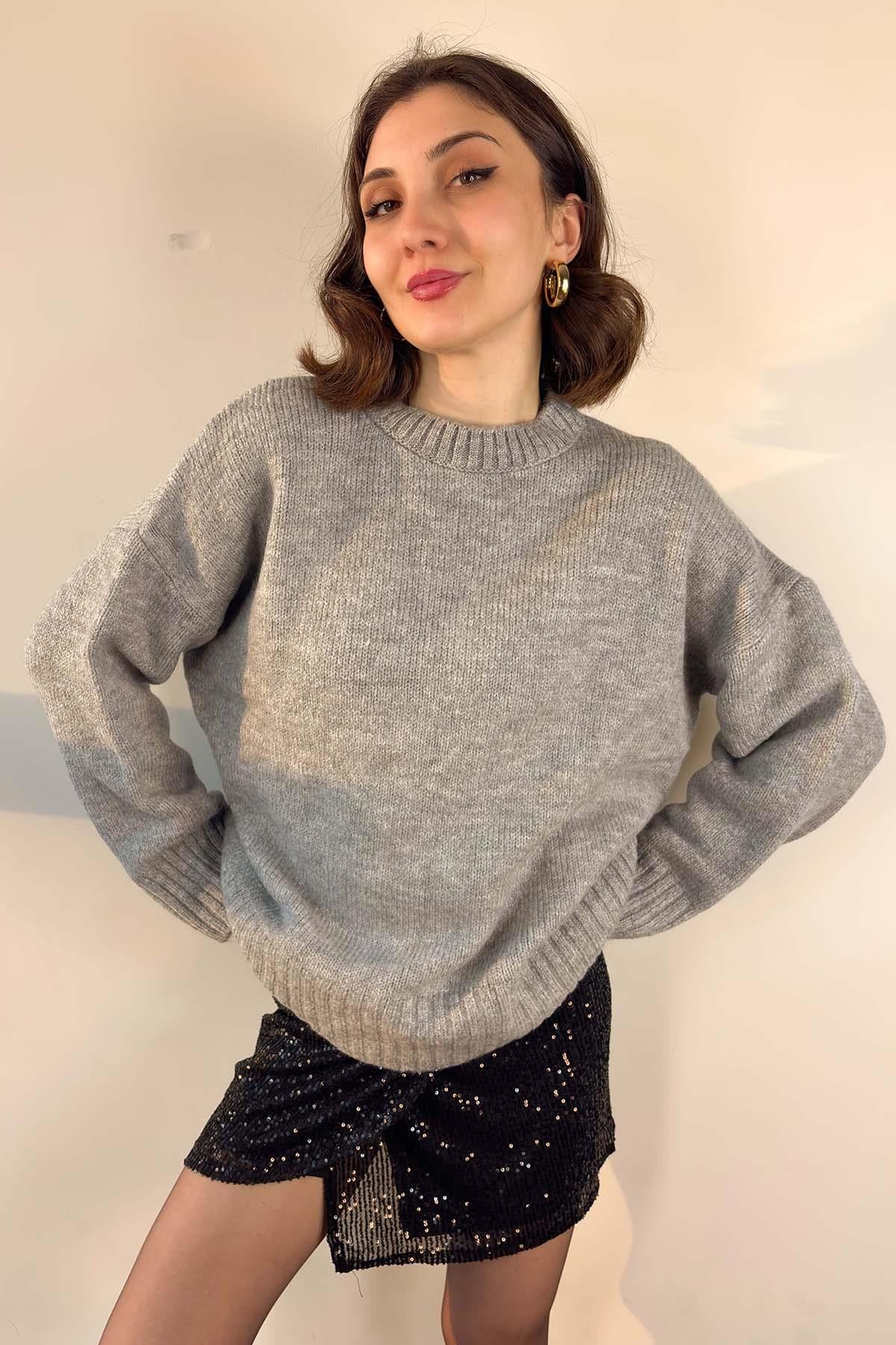 Gri Oversize Bisiklet Yaka Triko Kazak
