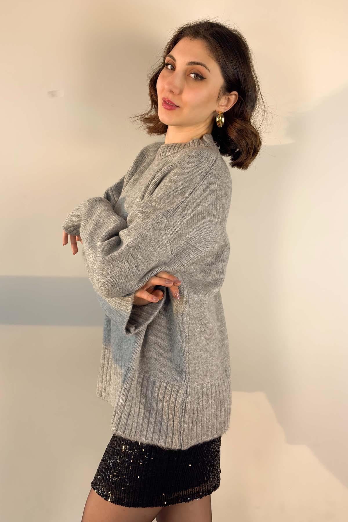 Gri Oversize Bisiklet Yaka Triko Kazak