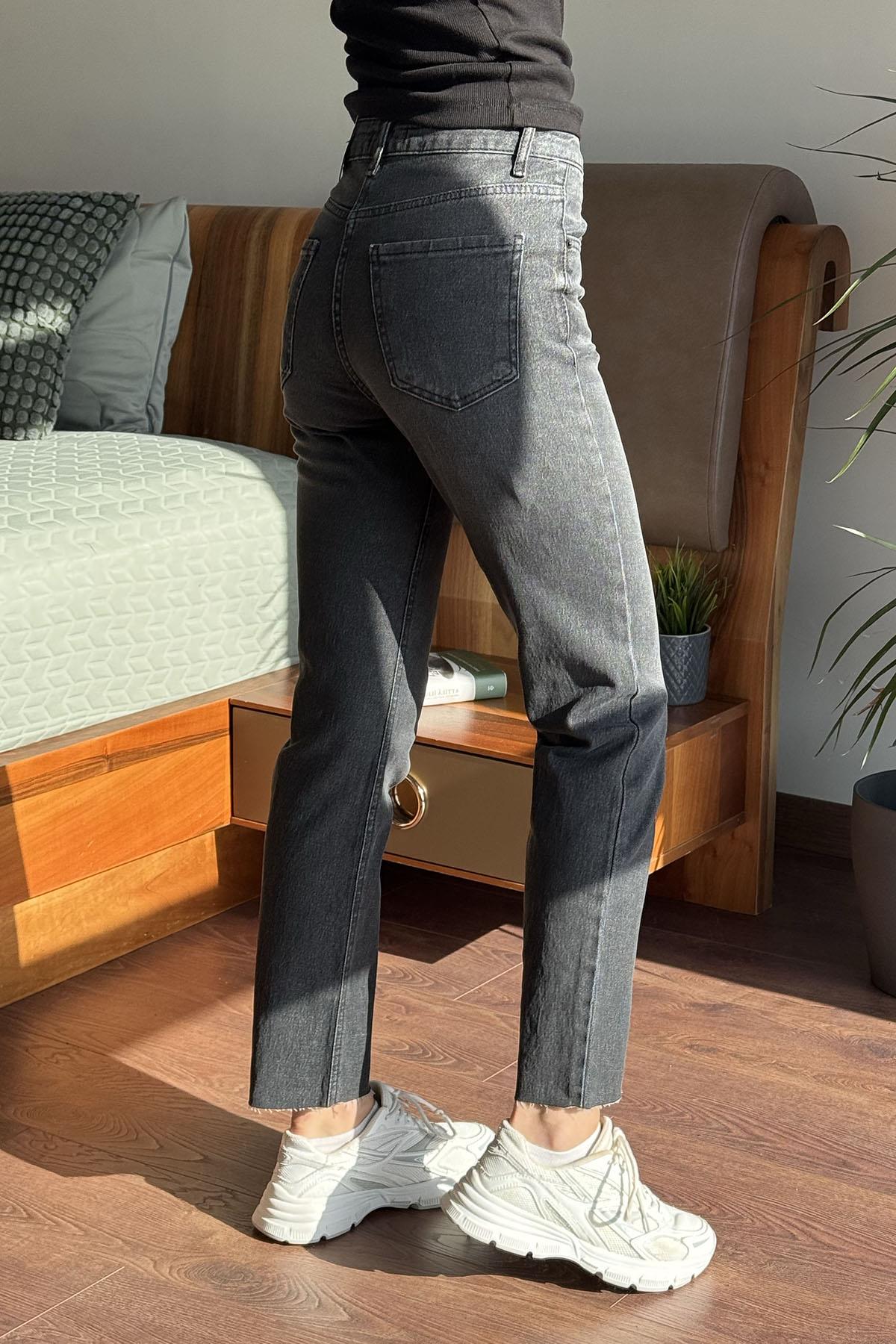 Gri Paça Kesik Boyfit Jean