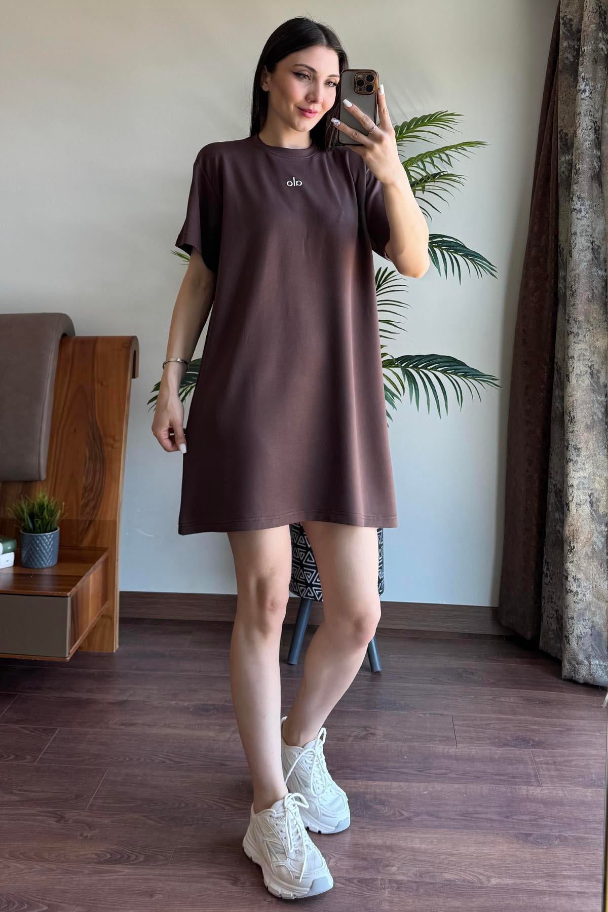 Kahverengi Alo Gümüş Baskılı Oversize Elbise