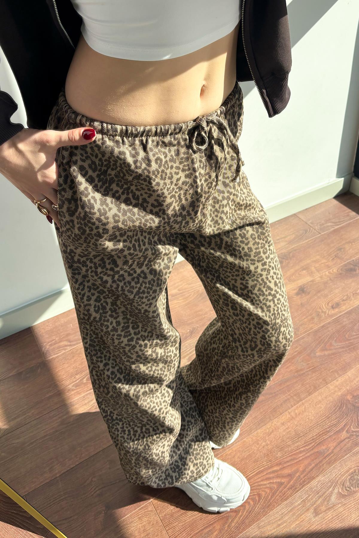 Kahverengi Bağcıklı Gabardin Pantolon