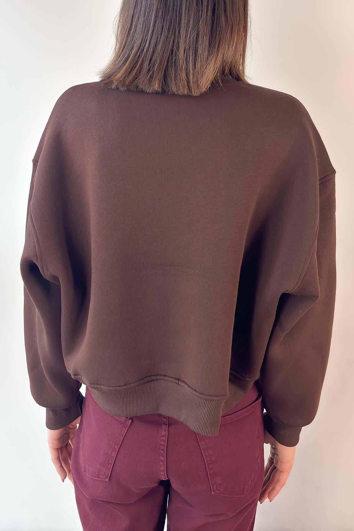 Kahverengi Teddy Nakışlı Crop Sweatshirt