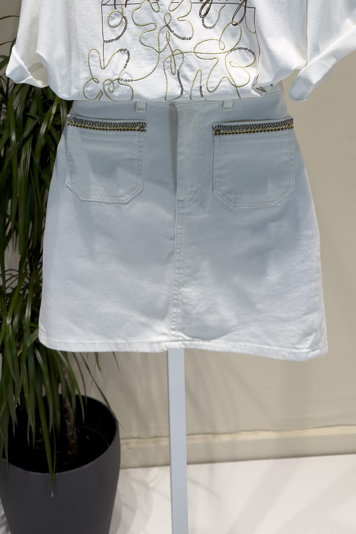 Kırık Beyaz Metalik Mini Skirt