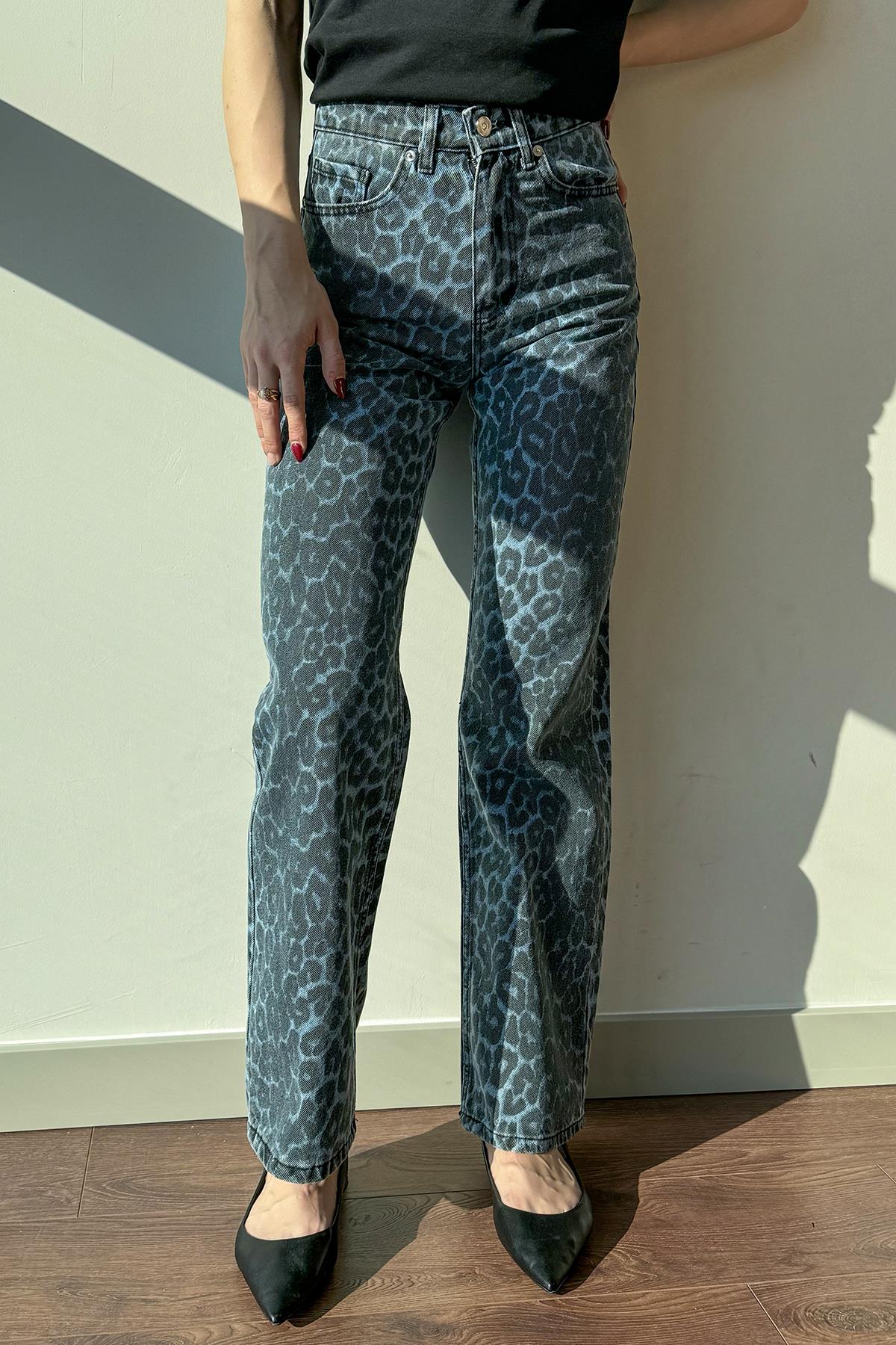 Koyu Mavi Leopar Desenli Straight Jean