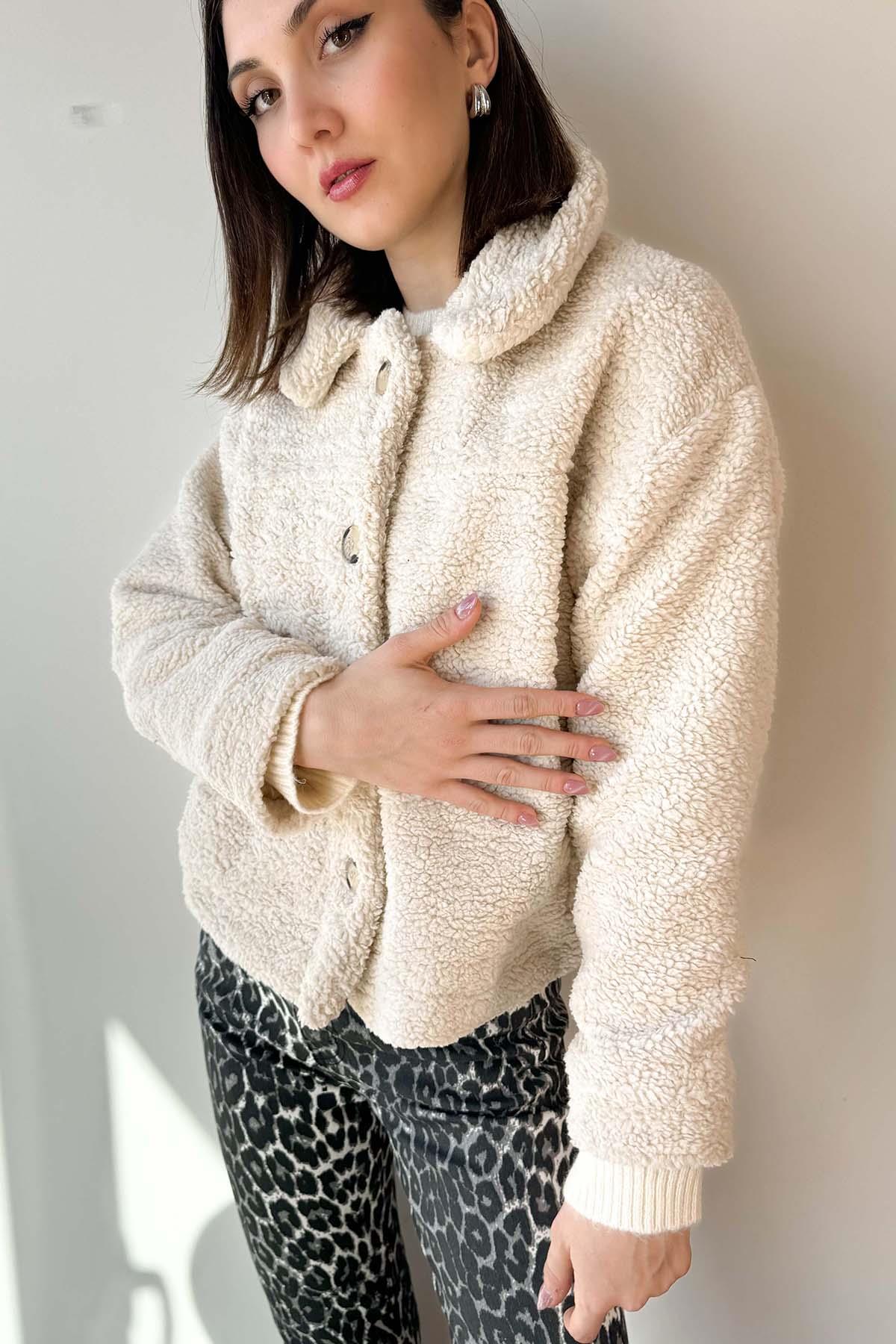 Krem Astarlı Düğmeli Teddy Mont