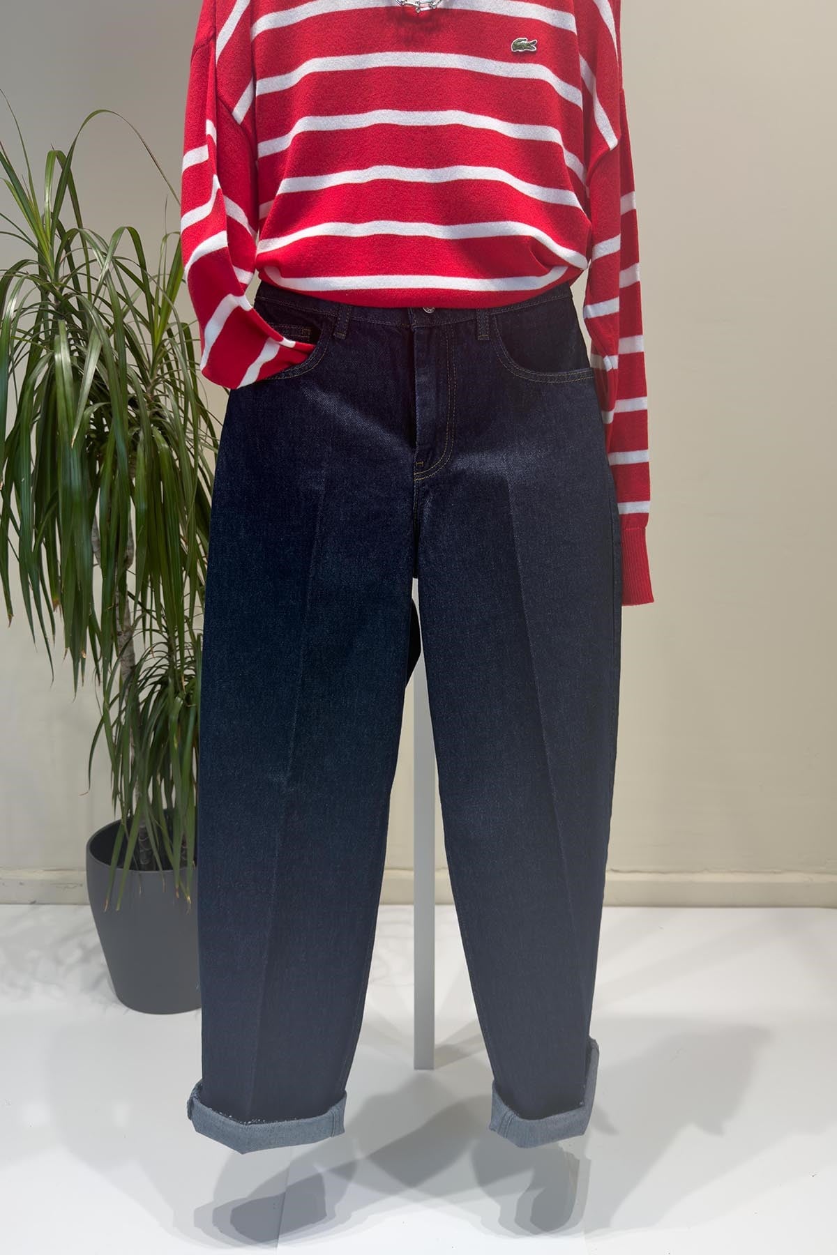 Lacivert Arabel Taşlamalı Jean