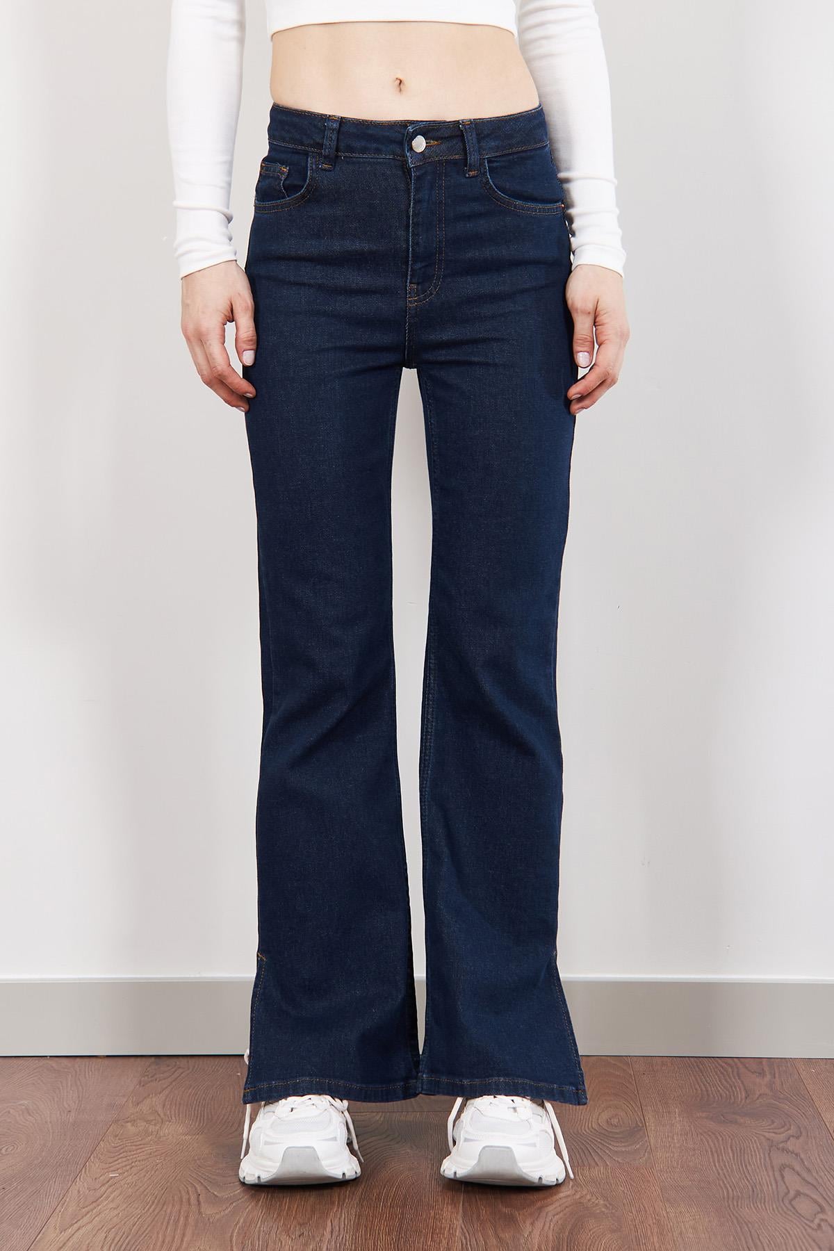 Lacivert Push Up Yandan Yırtmaçlı Jean