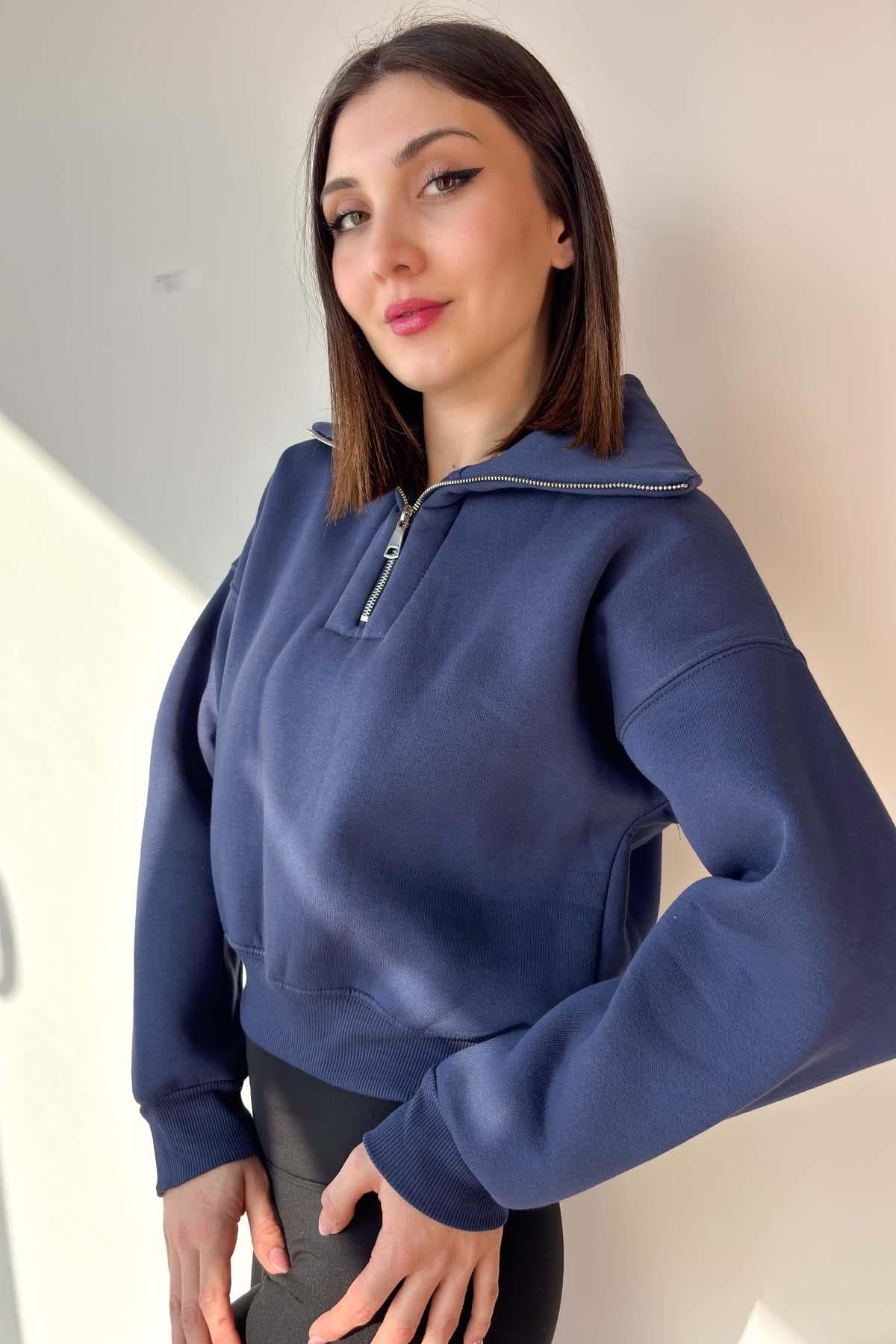 Lacivert Yaka Detaylı Crop Sweatshirt