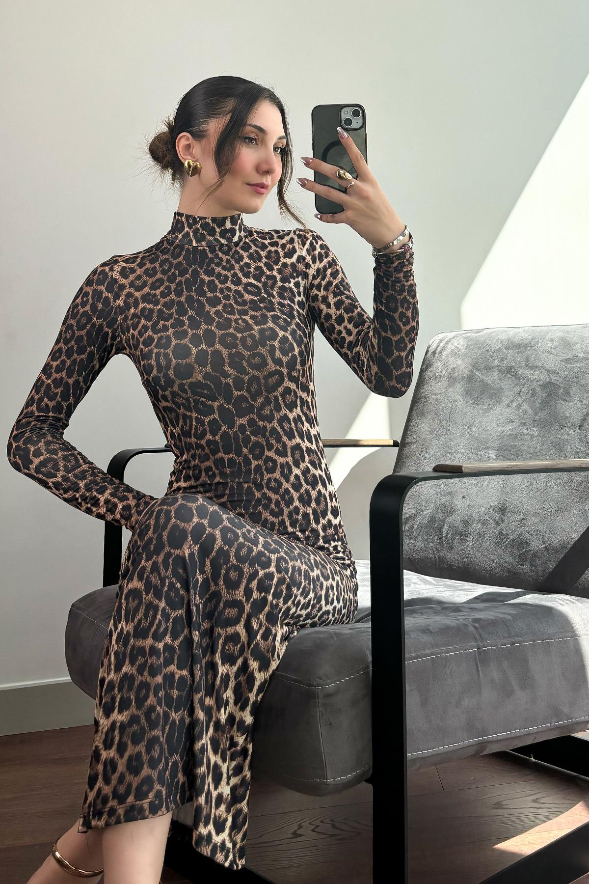 Leopar Dik Yaka Uzun Kollu Elbise