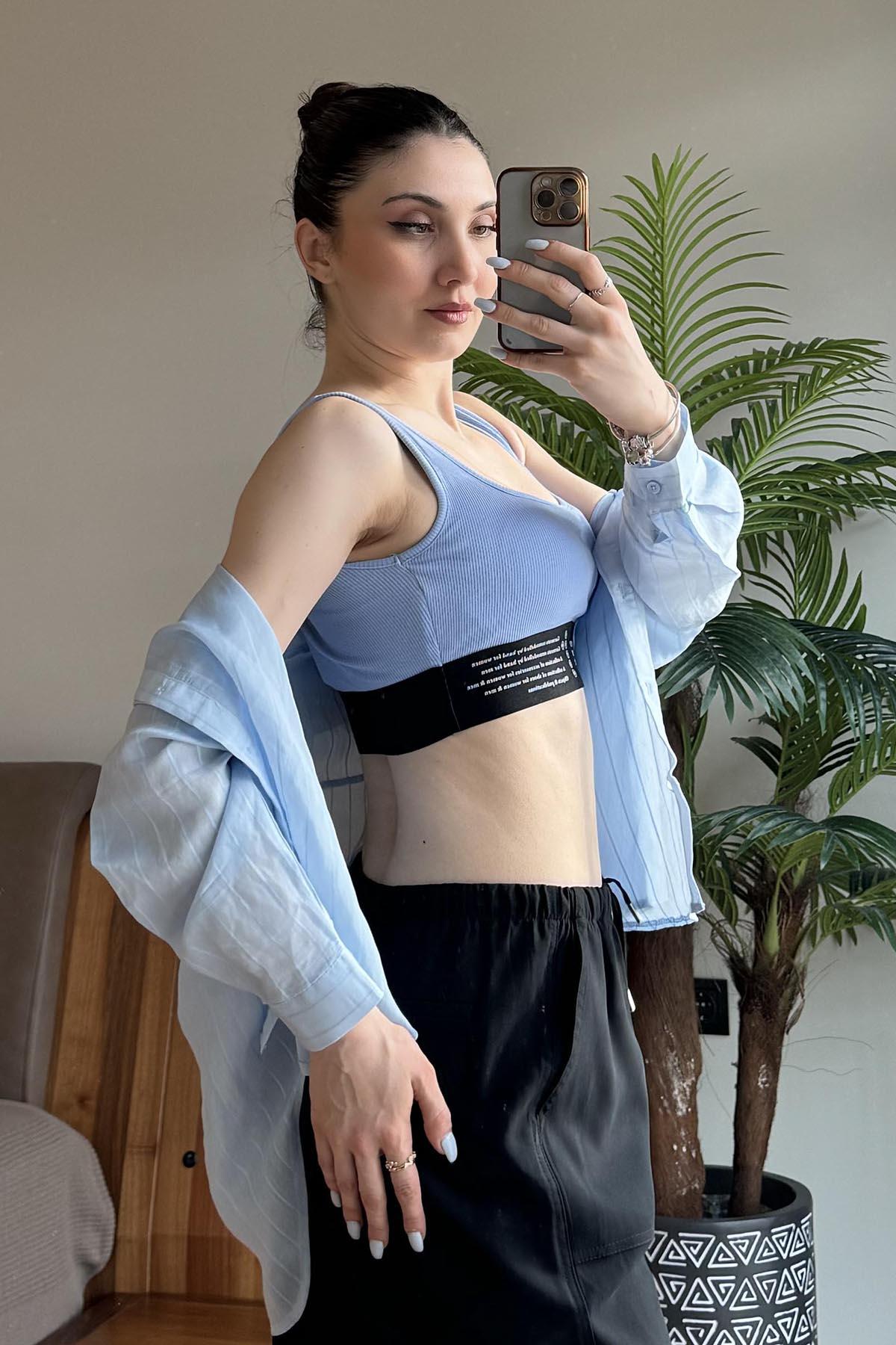 Mavi Lastik Detaylı Crop Top Atlet