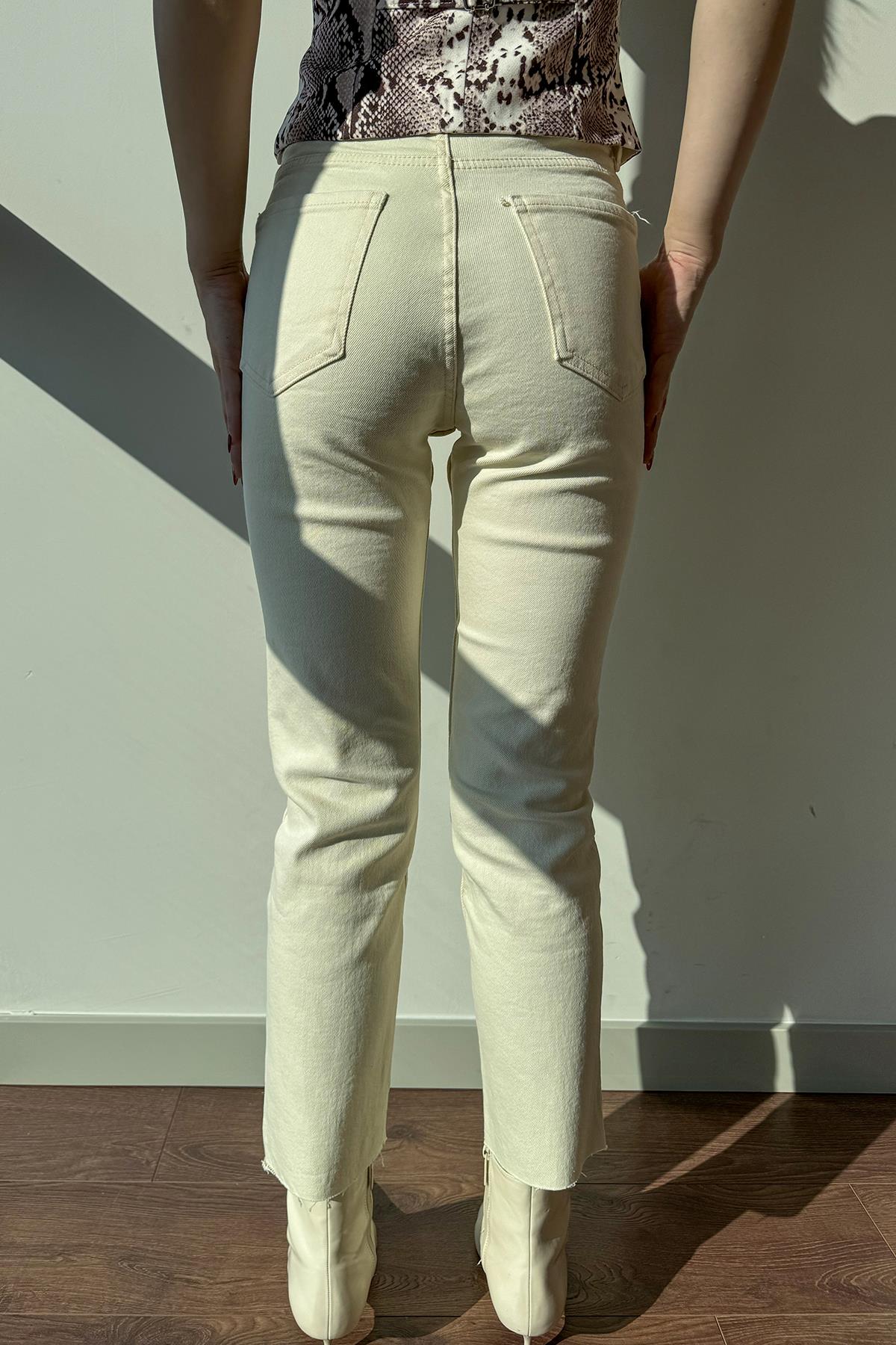 Naturel Paça Kesik Boyfit Jean