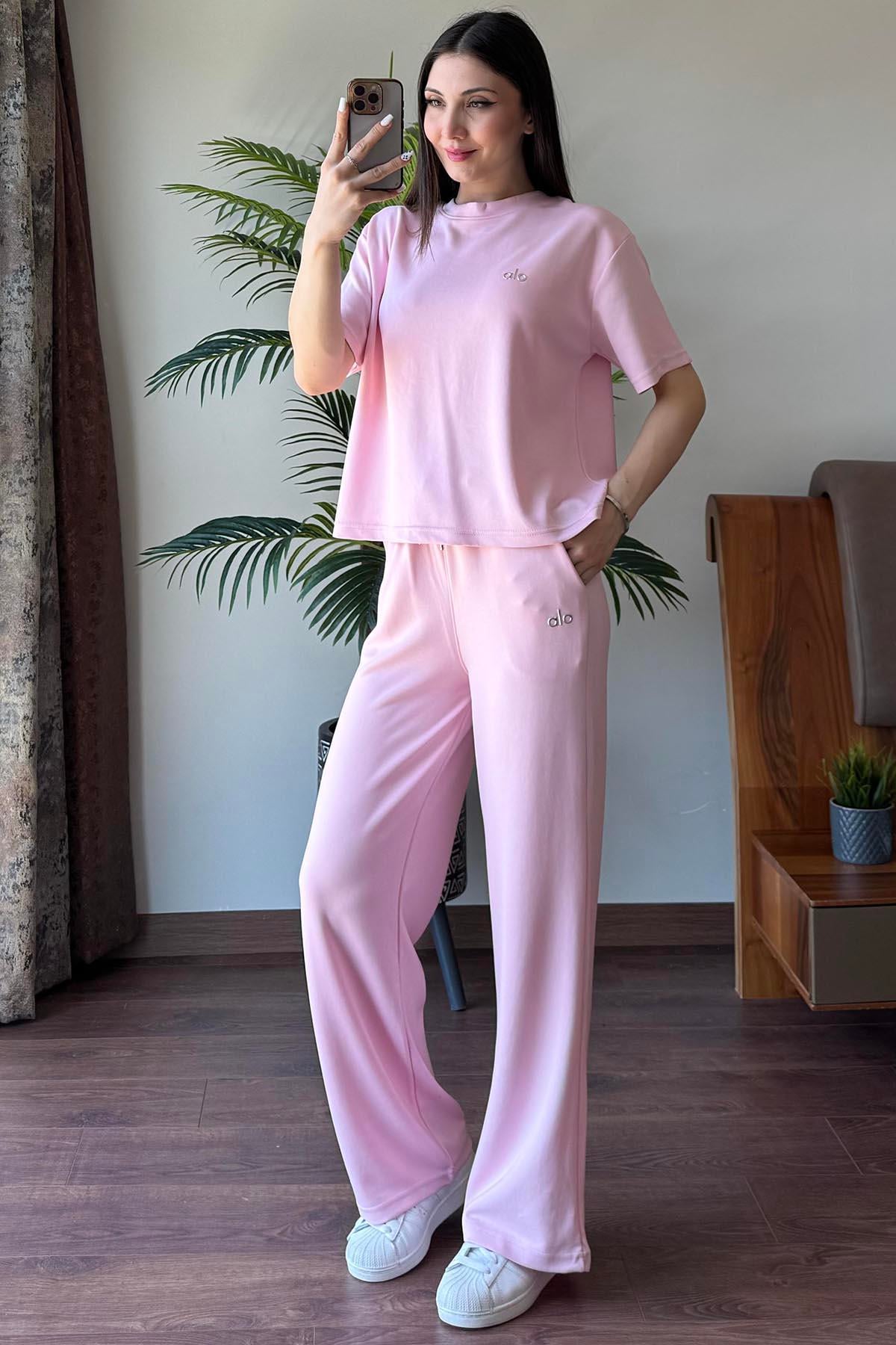Pembe Alo Baskılı Kısakollu Pantolonlu Takım