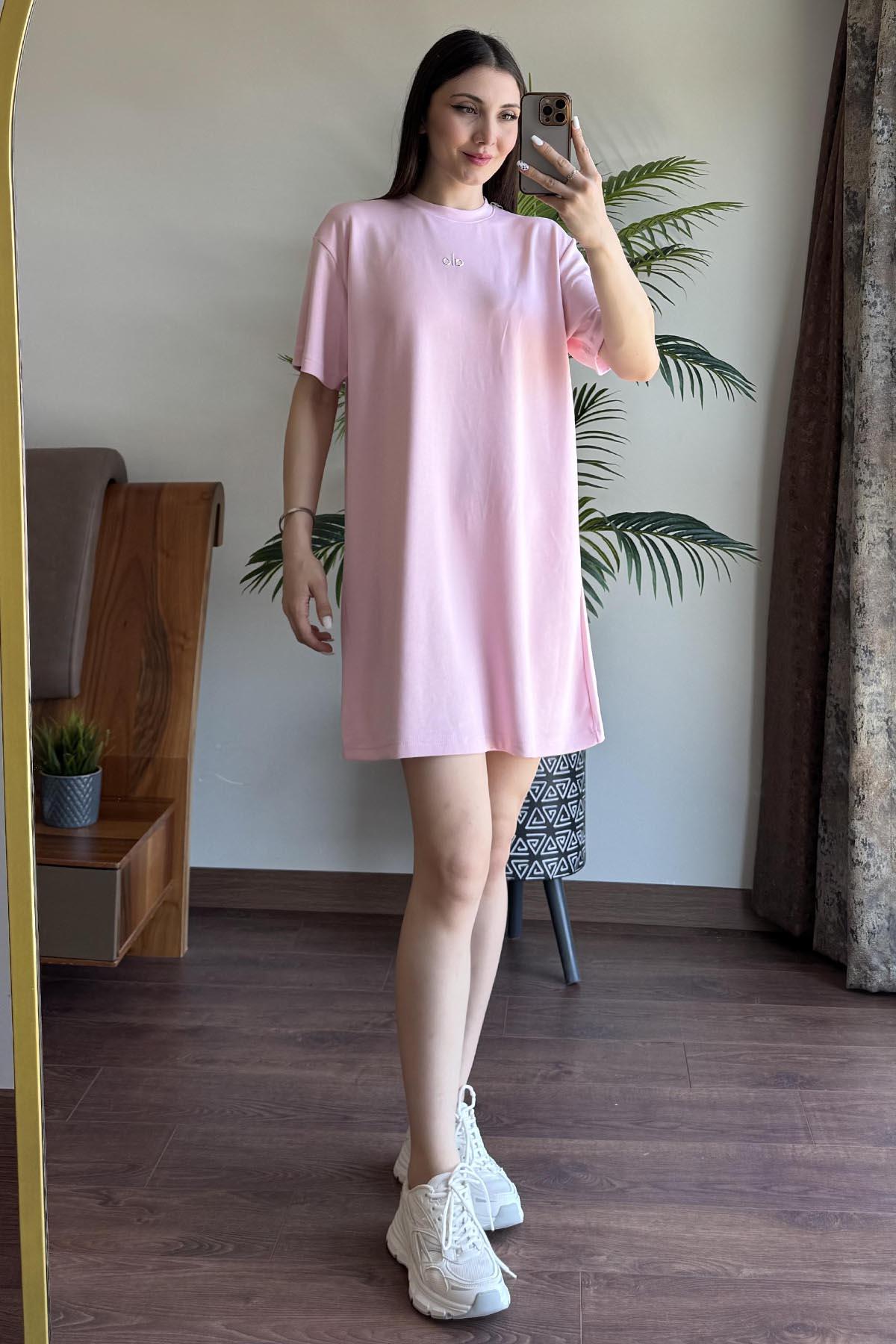Pembe Alo Gümüş Baskılı Oversize Elbise