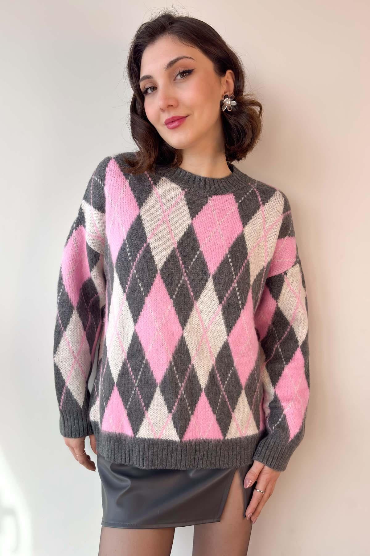 Pembe Baklava Desenli Kazak
