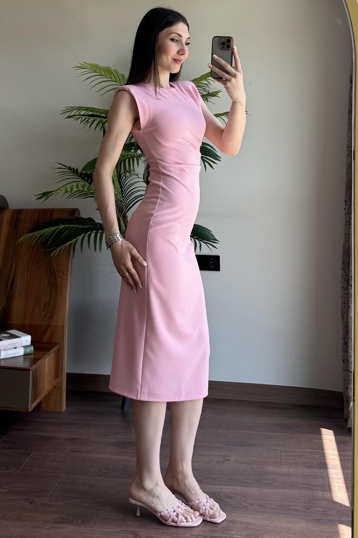 Pembe Bel Büzgülü Vatkalı Elbise
