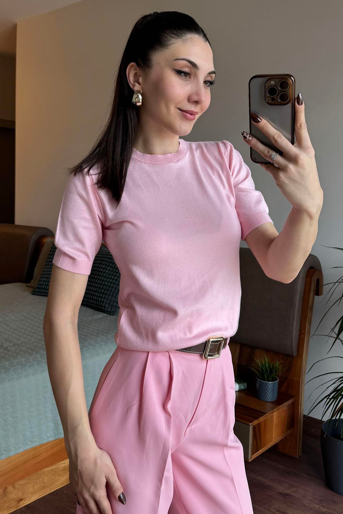 Pembe Bisiklet Yaka Kısa Kollu Triko Kazak
