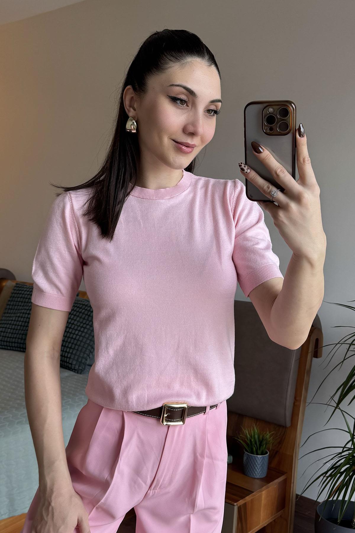 Pembe Bisiklet Yaka Kısa Kollu Triko Kazak