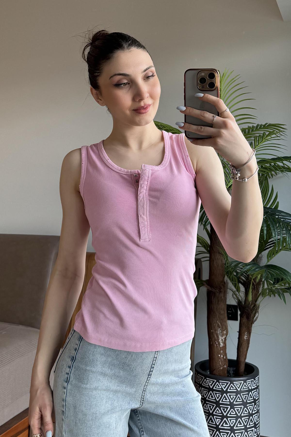 Pembe Çıtçıtlı Atlet